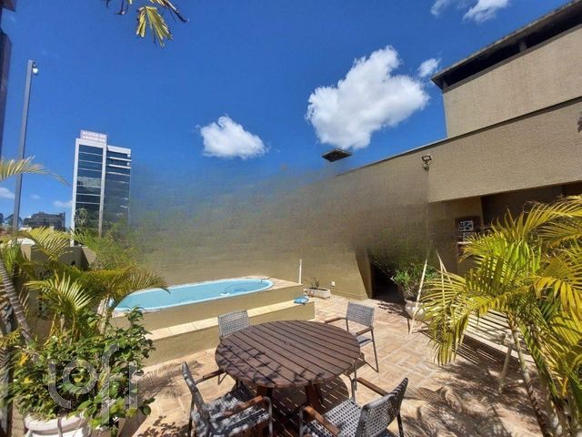 Apartamento com 251m², 3 dormitórios, 3 suítes, 2 vagas, Auxiliadora em Porto Alegre