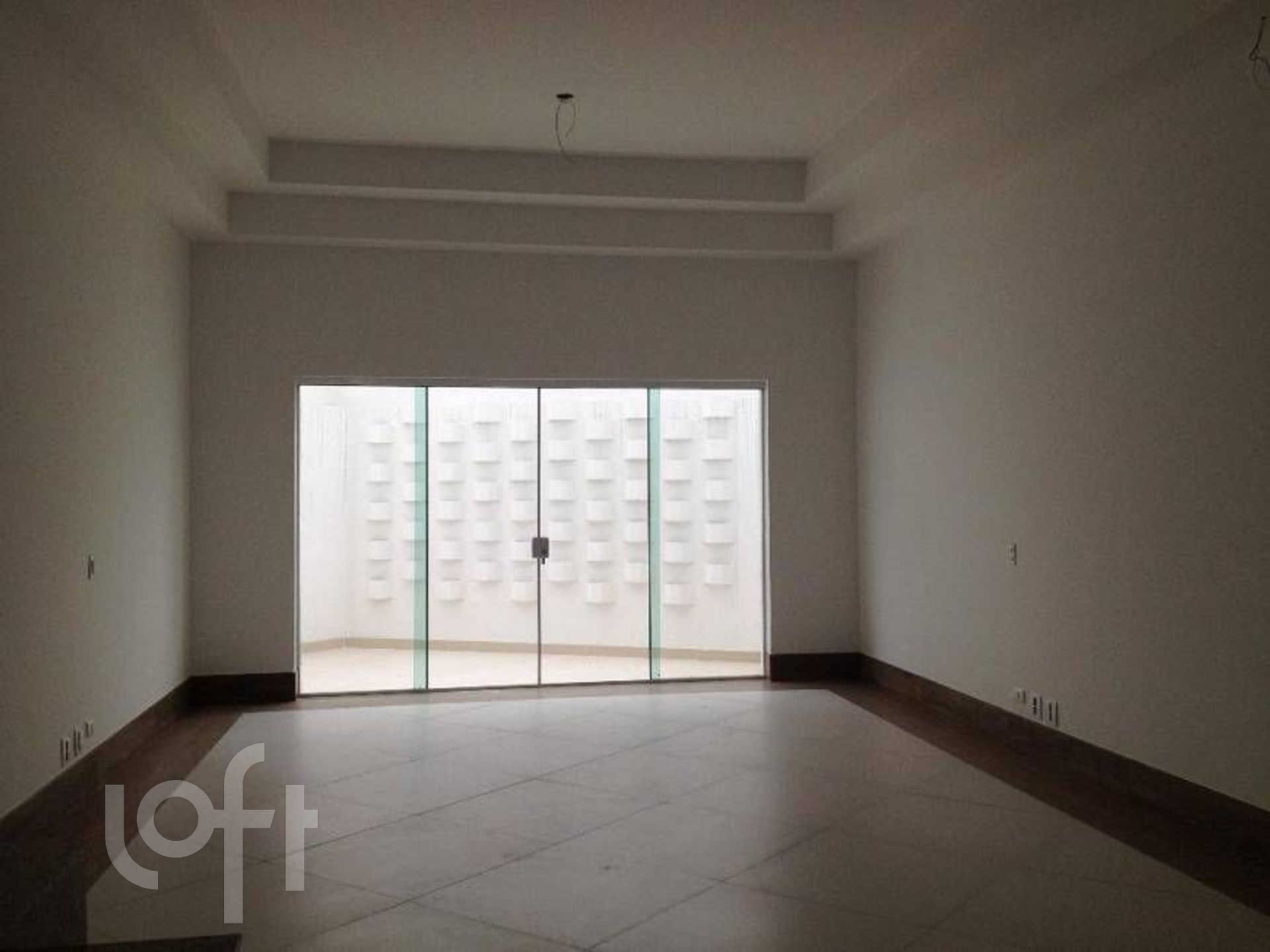 Casa à venda com 3 quartos, 150m² - Foto 2