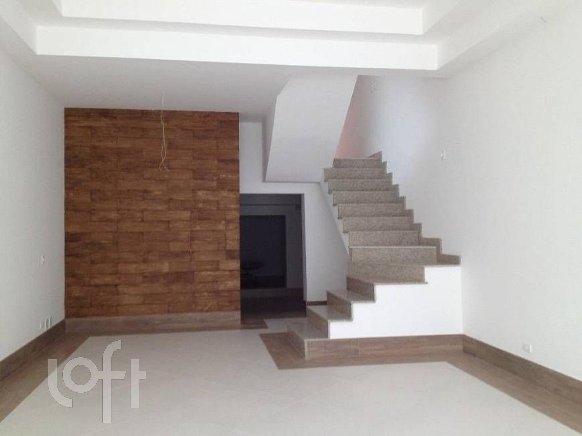 Casa à venda com 3 quartos, 150m² - Foto 1