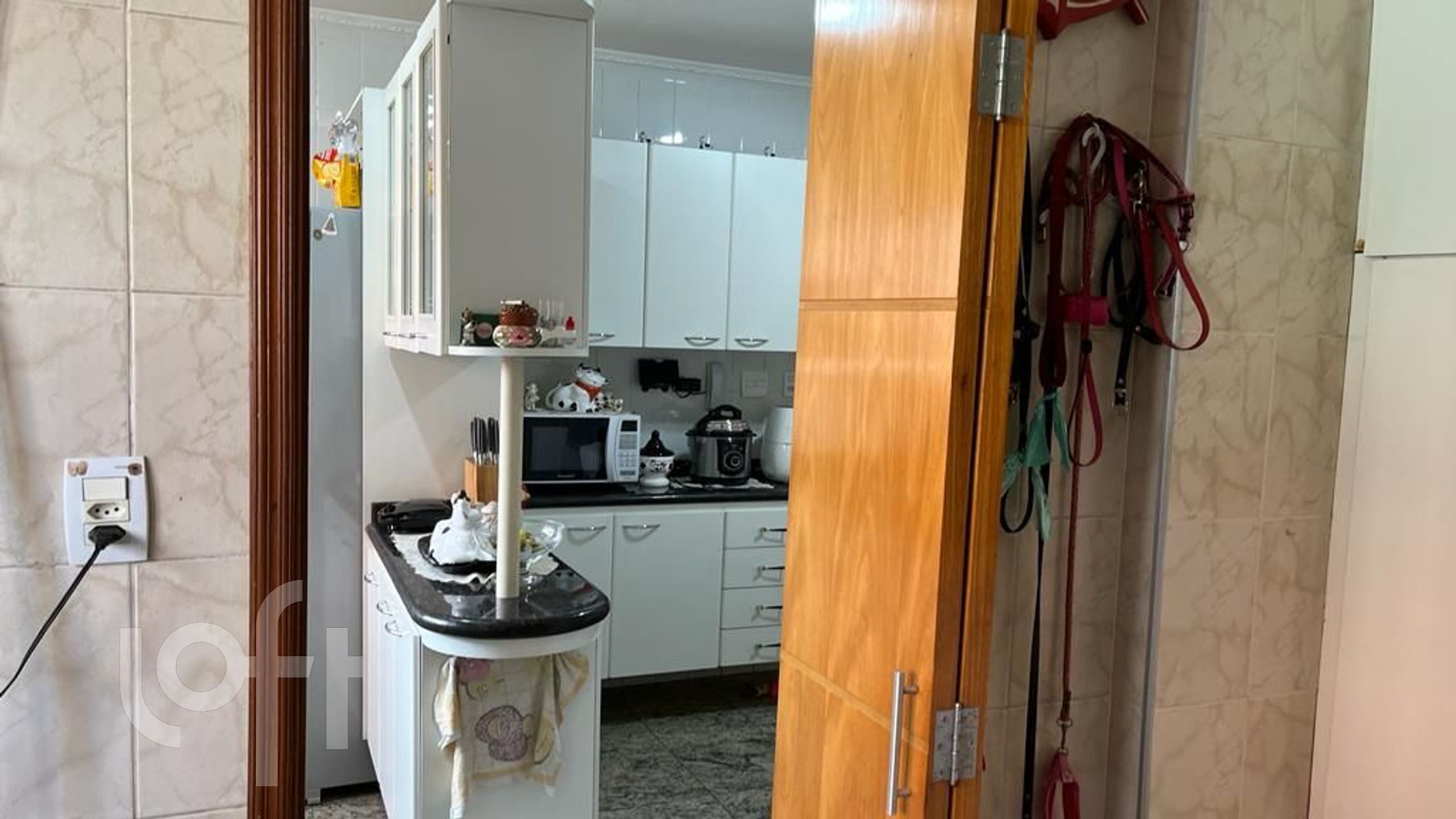 Apartamento à venda com 4 quartos, 146m² - Foto 7