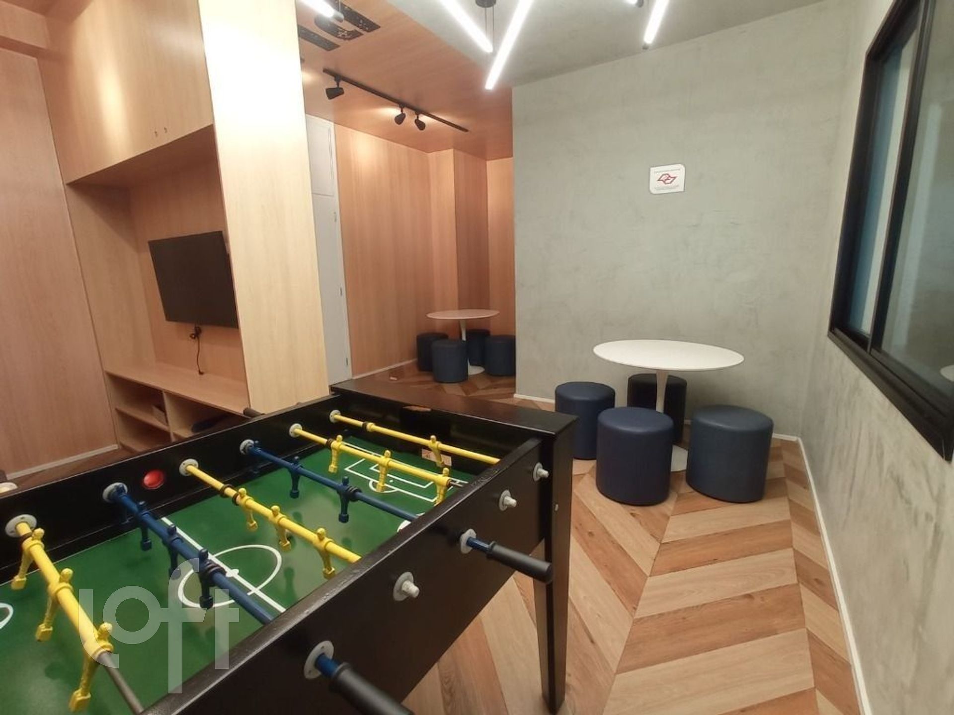 Apartamento à venda com 2 quartos, 37m² - Foto 20