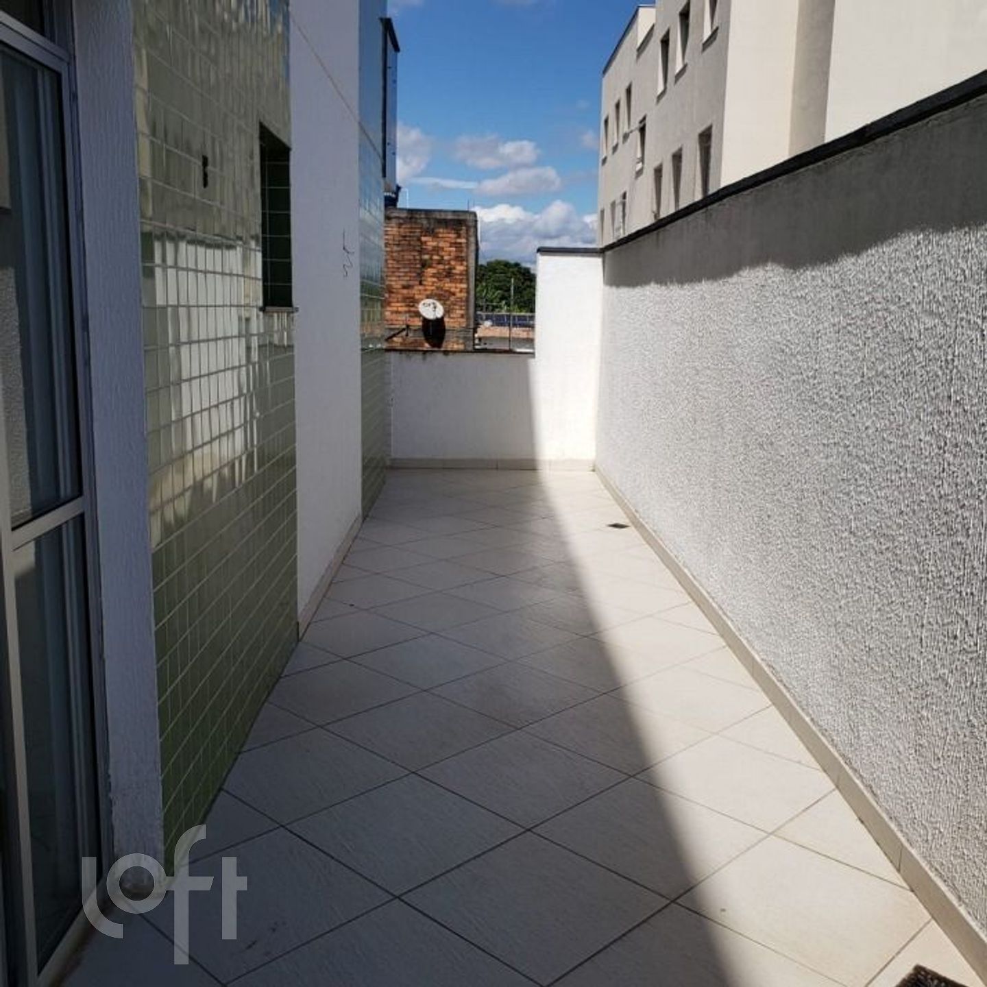 Apartamento à venda com 3 quartos, 135m² - Foto 4