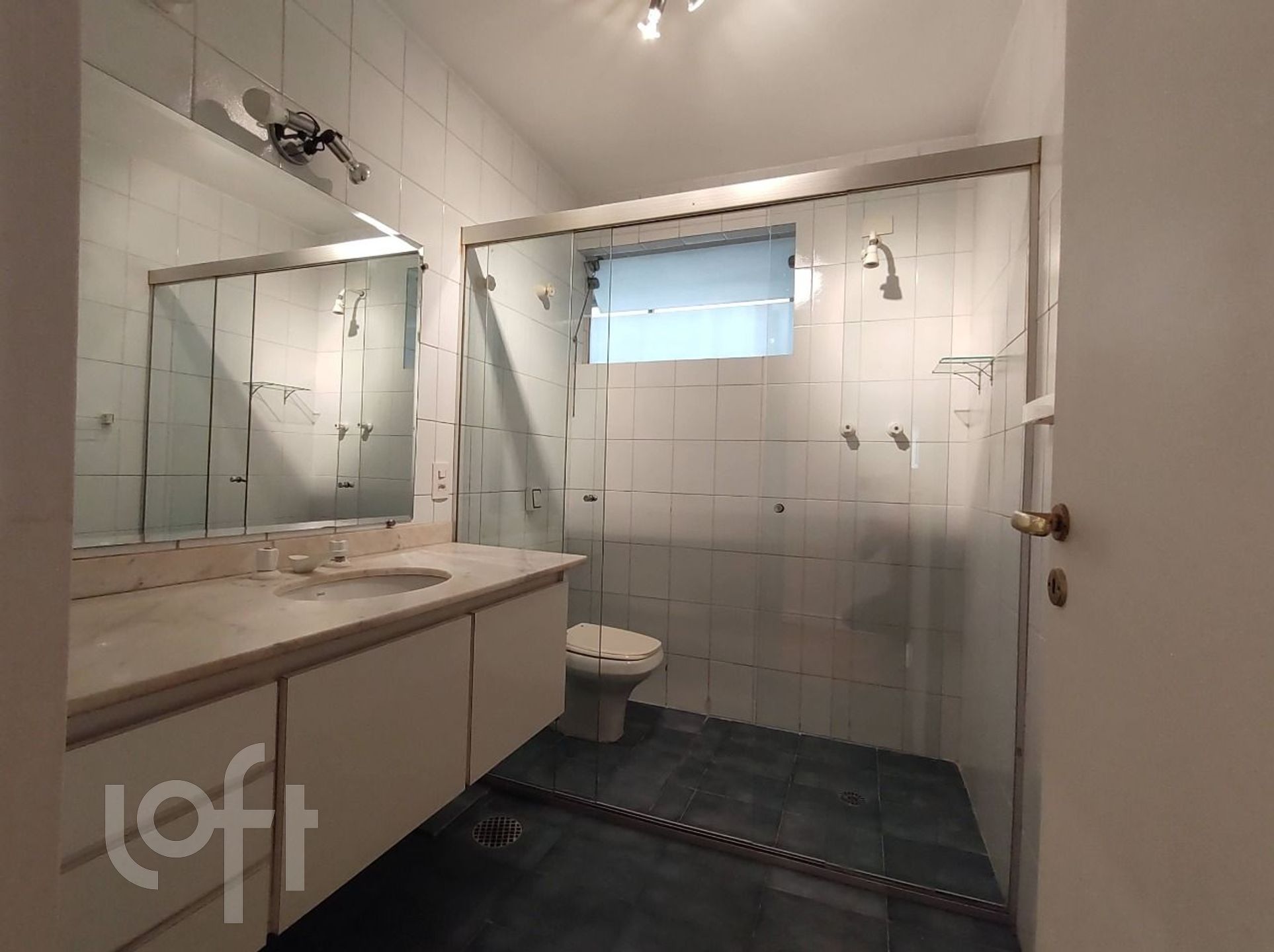 Apartamento à venda com 3 quartos, 139m² - Foto 27