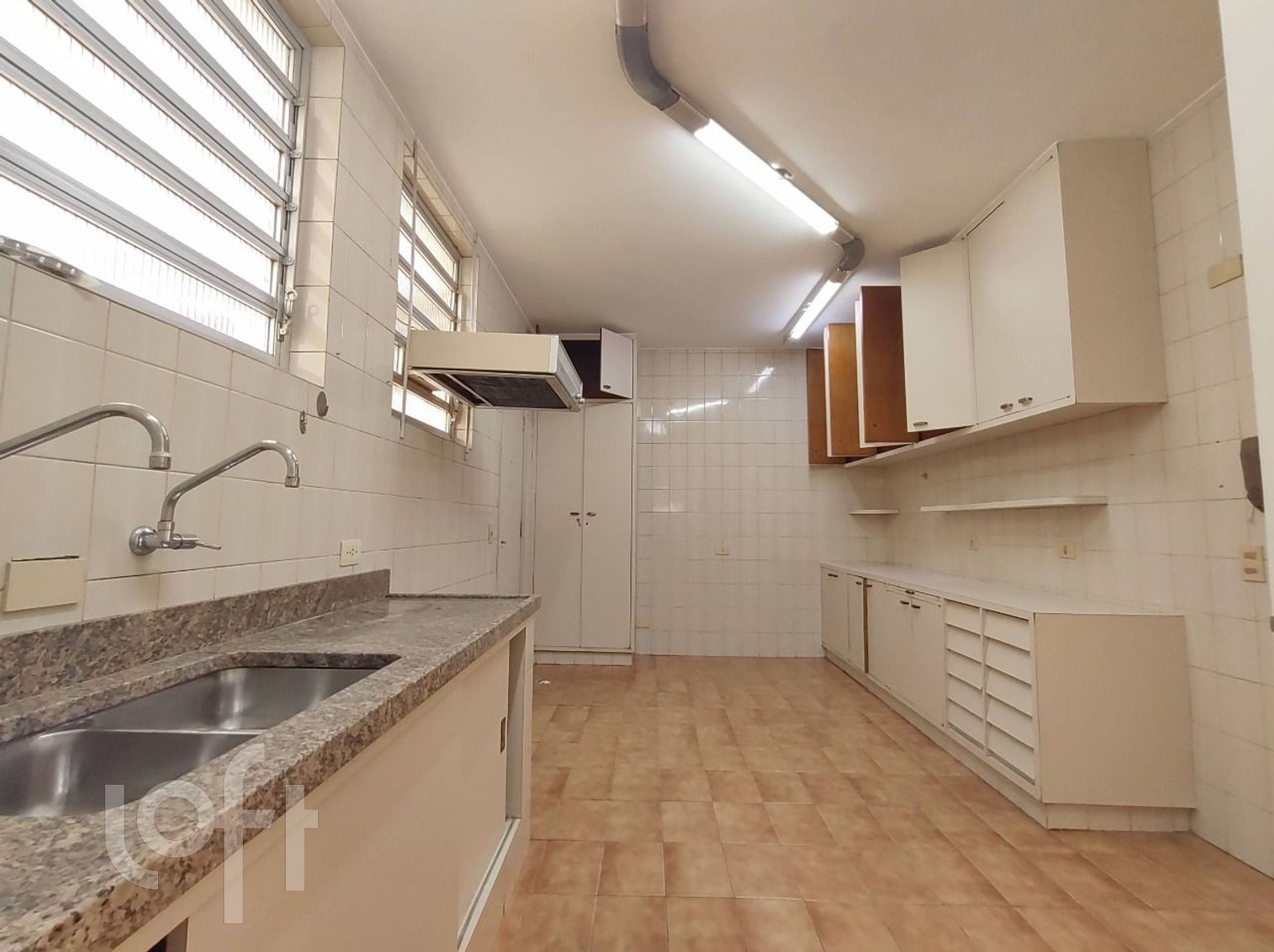 Apartamento à venda com 3 quartos, 139m² - Foto 14