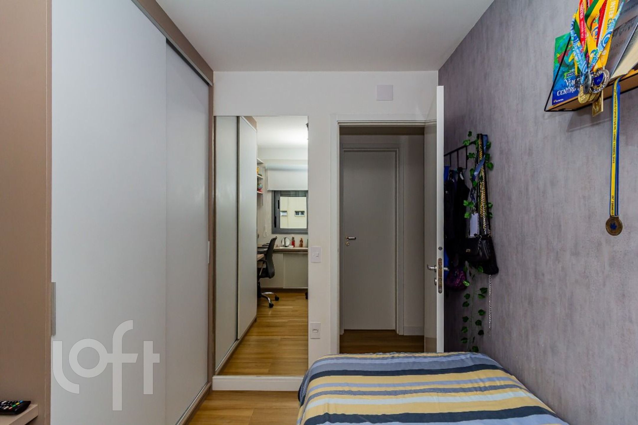 Apartamento à venda com 4 quartos, 150m² - Foto 23