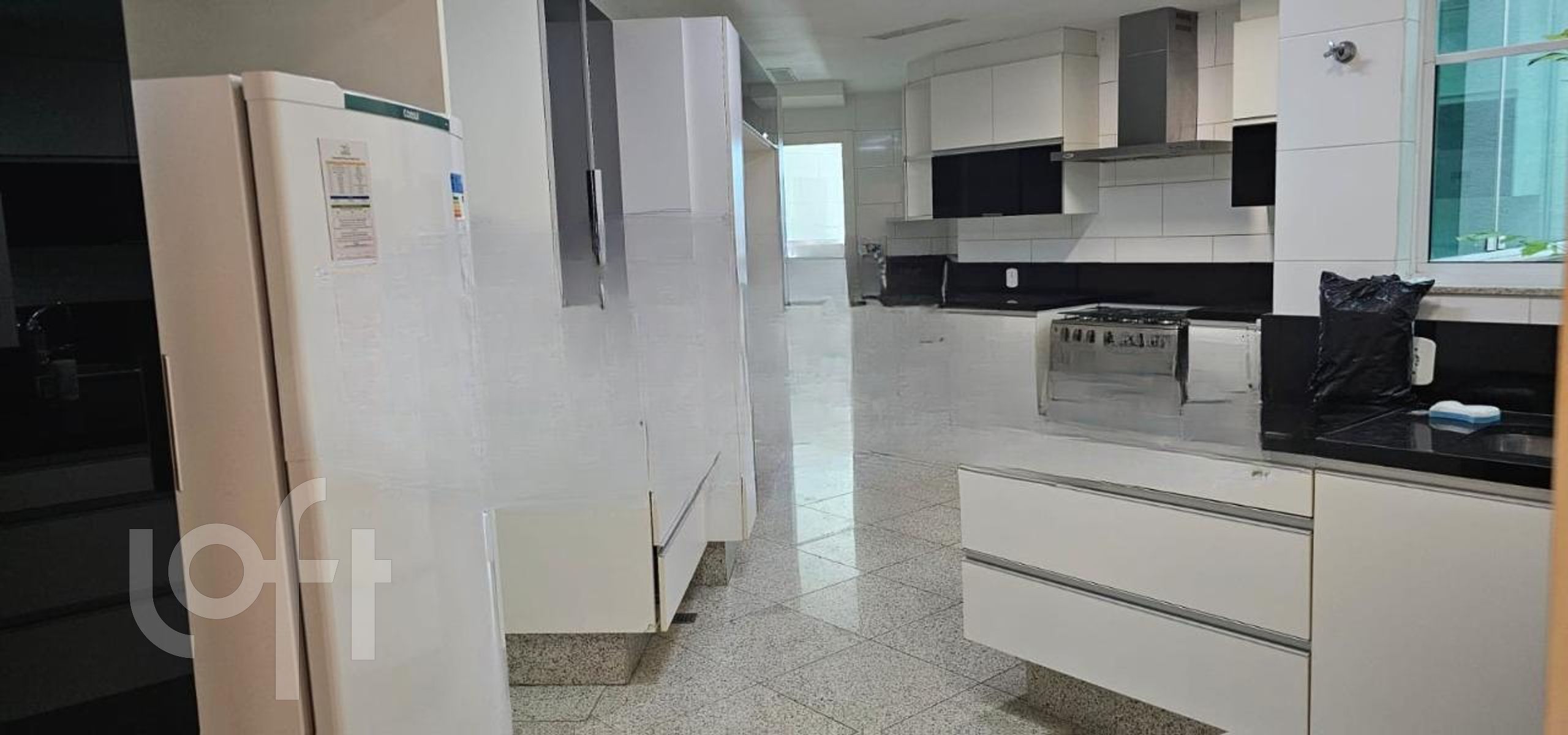 Apartamento à venda com 5 quartos, 1147m² - Foto 21