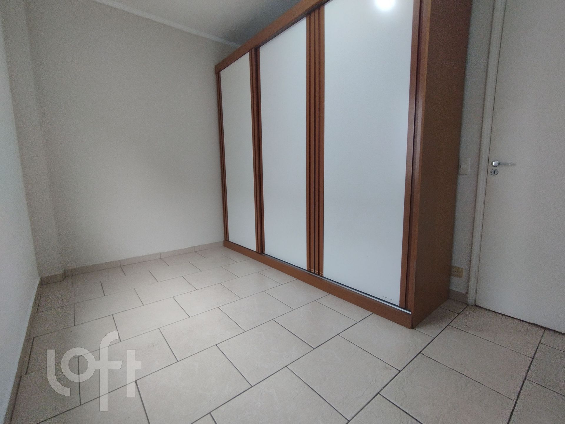 Apartamento à venda com 2 quartos, 62m² - Foto 11