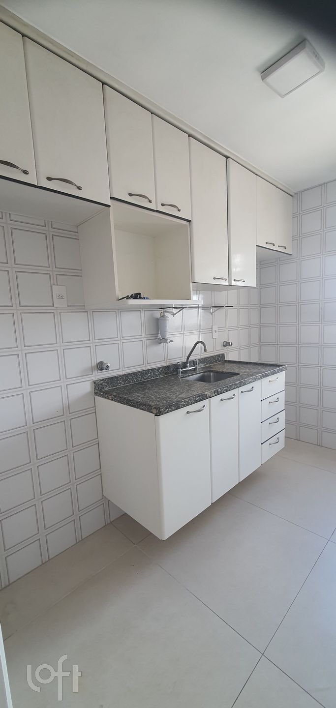 Apartamento à venda com 2 quartos, 63m² - Foto 2