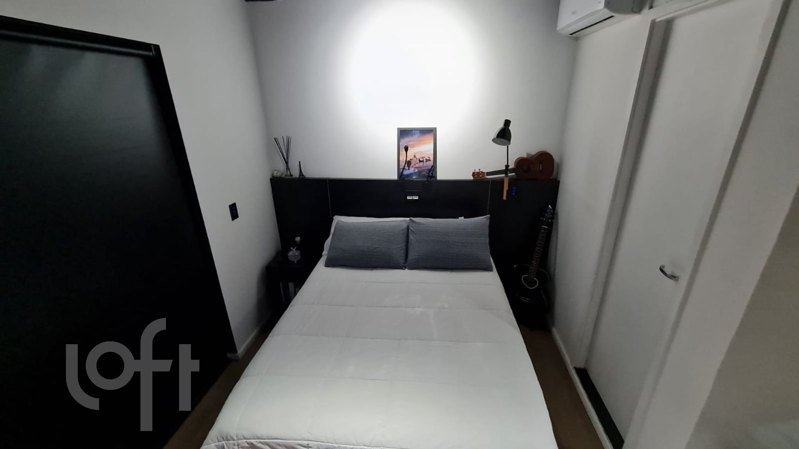 Apartamento à venda com 1 quarto, 31m² - Foto 2