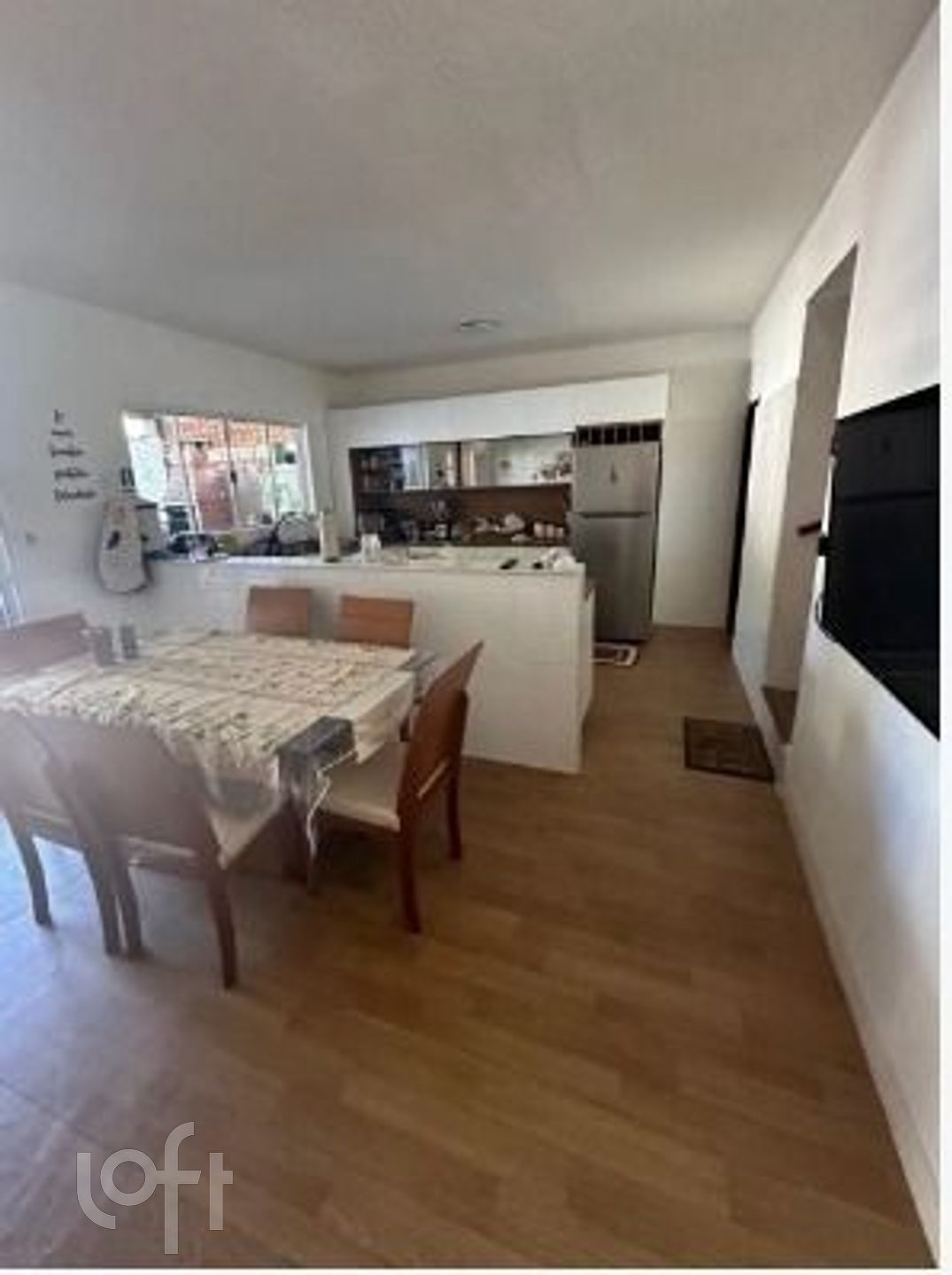 Casa à venda em Itaquera com 250 m², 3 quartos, 1