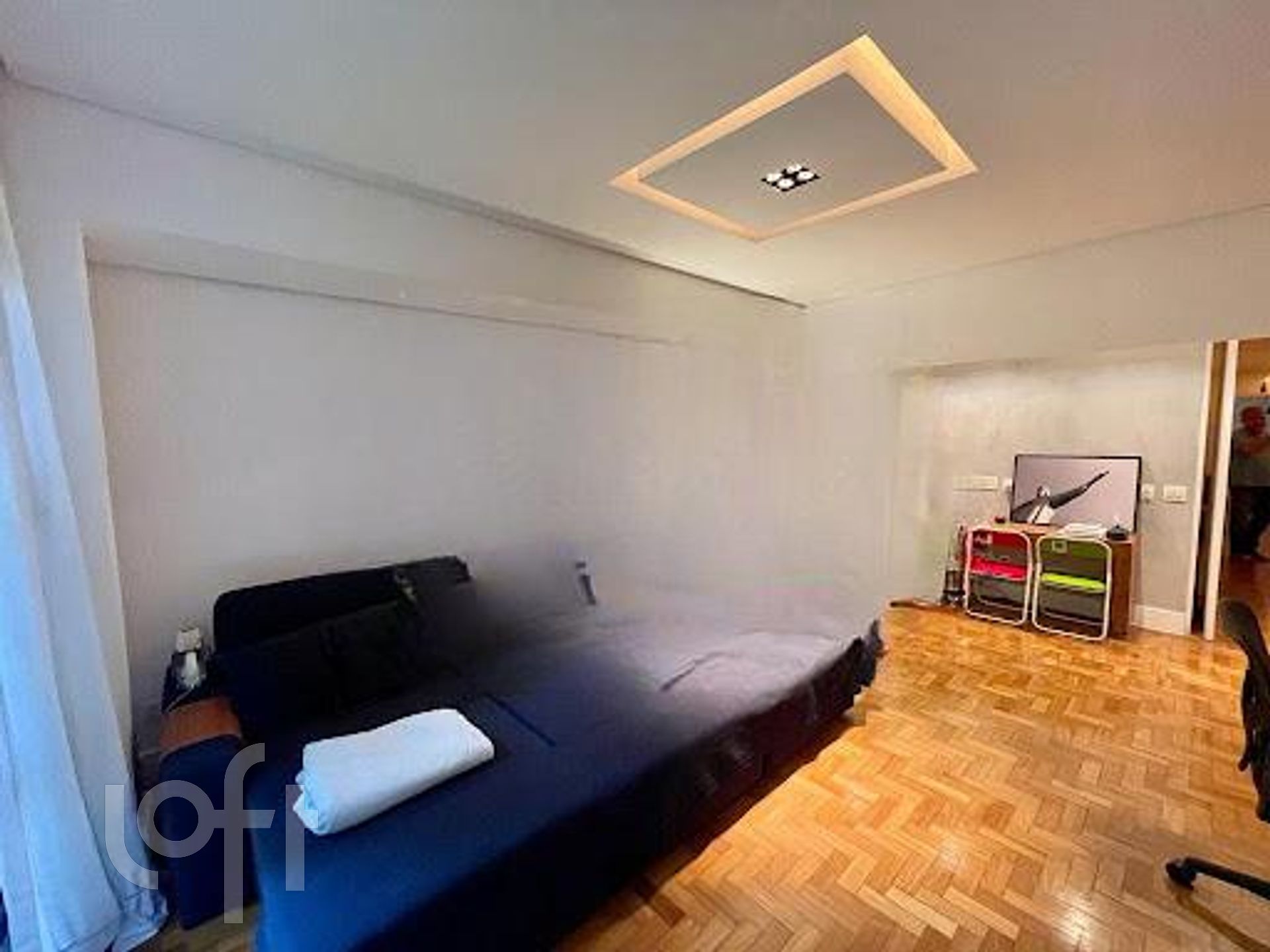 Apartamento à venda com 3 quartos, 210m² - Foto 3