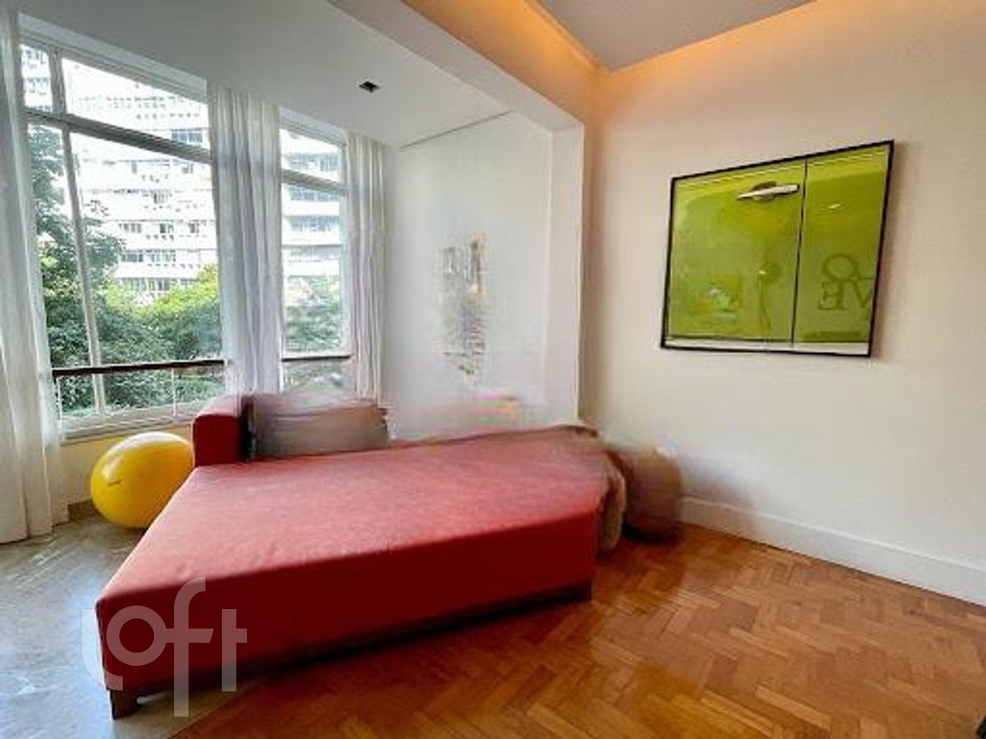 Apartamento à venda com 3 quartos, 210m² - Foto 18