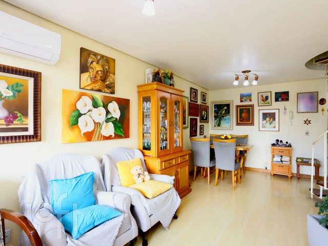 Apartamento com 97m², 2 dormitórios, 1 vaga, Menino Deus em Porto Alegre
