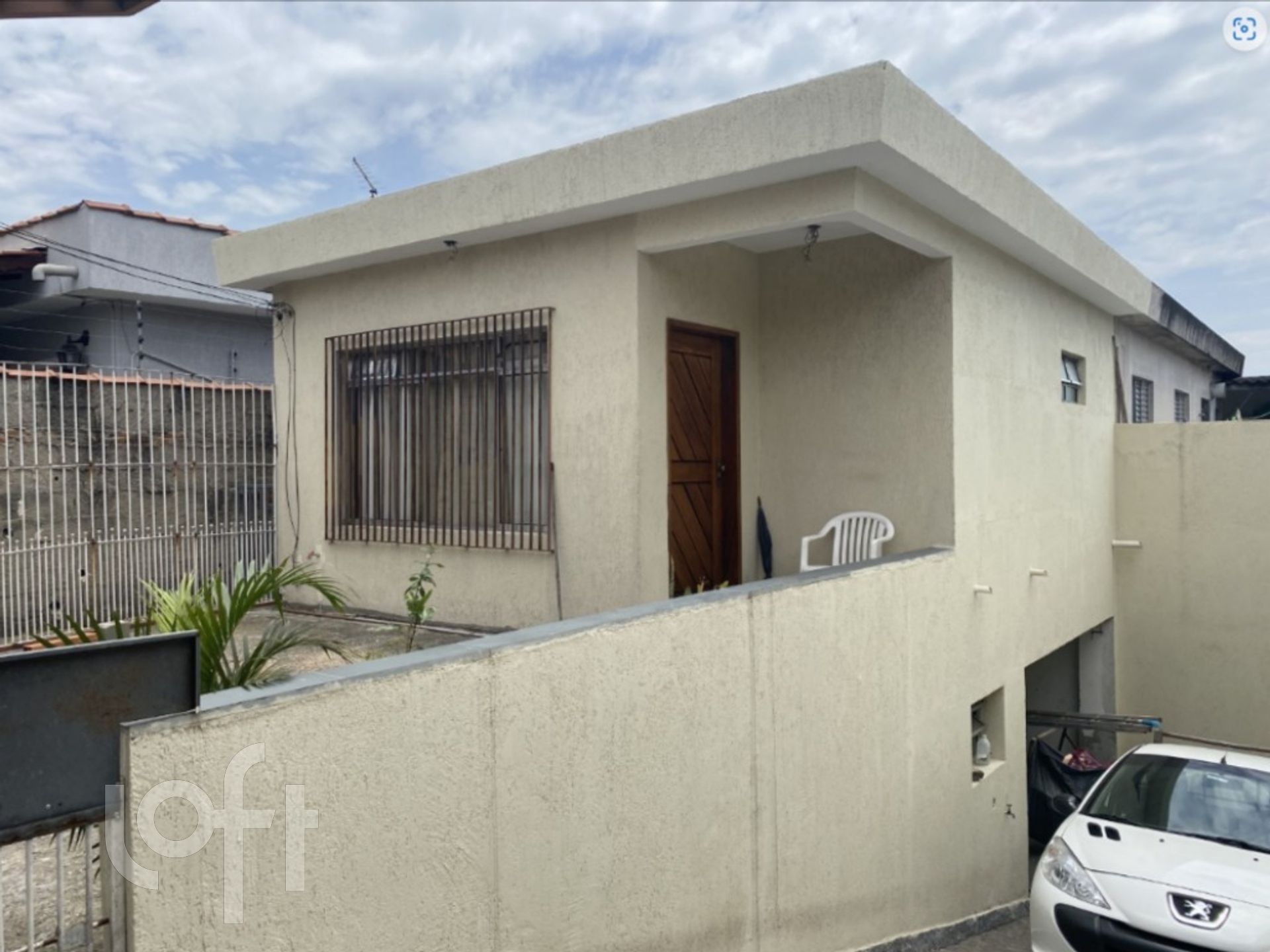 Casa à venda com 5 quartos, 250m² - Foto 1