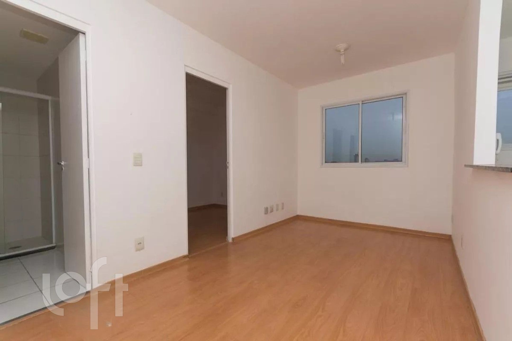 Apartamento à venda em Cambuci com 38 m², 1 quarto