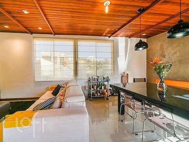 Apartamento com 128m², 2 dormitórios, 1 suíte, 1 vaga, Auxiliadora em Porto Alegre