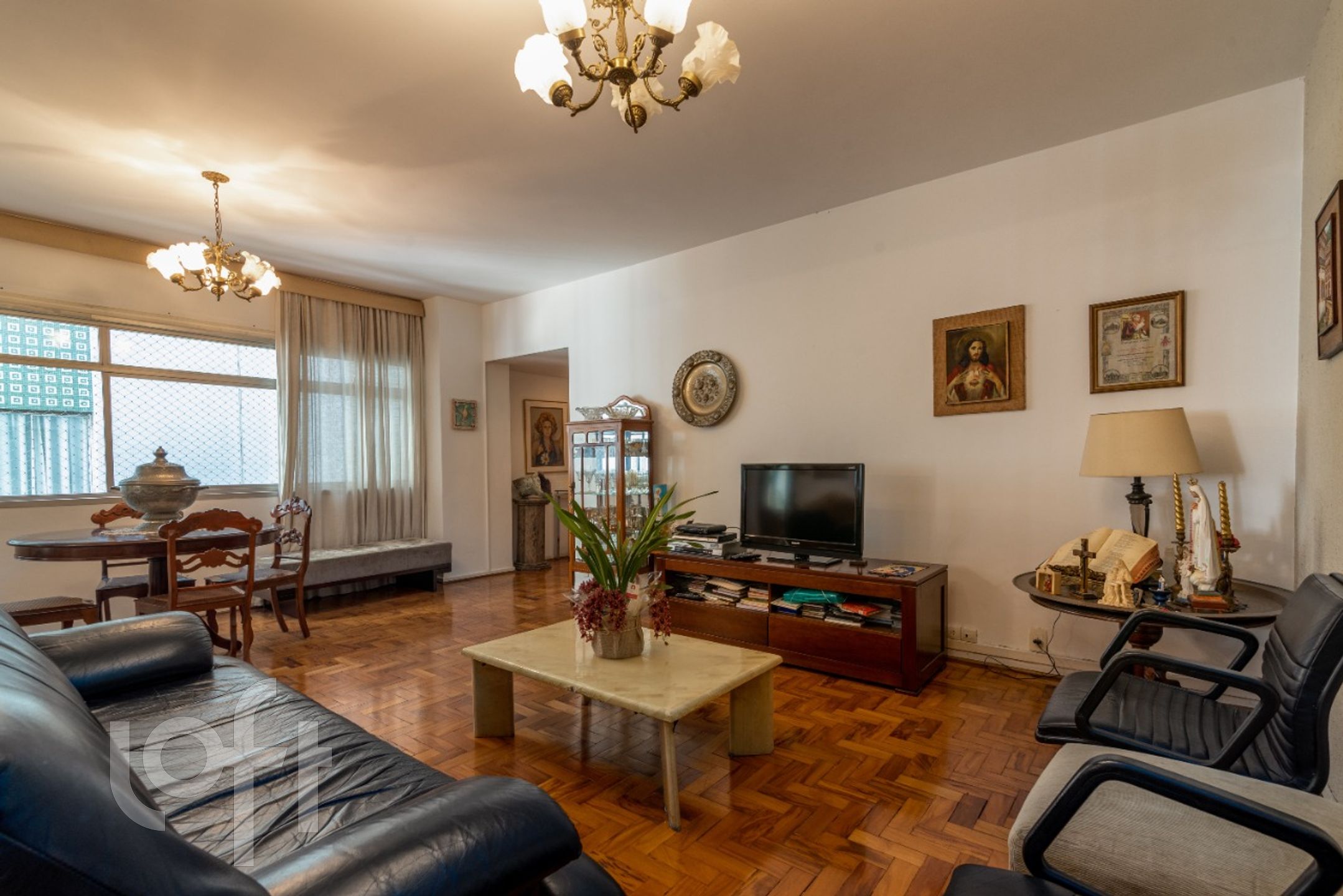 Apartamento à venda com 3 quartos, 189m² - Foto 5