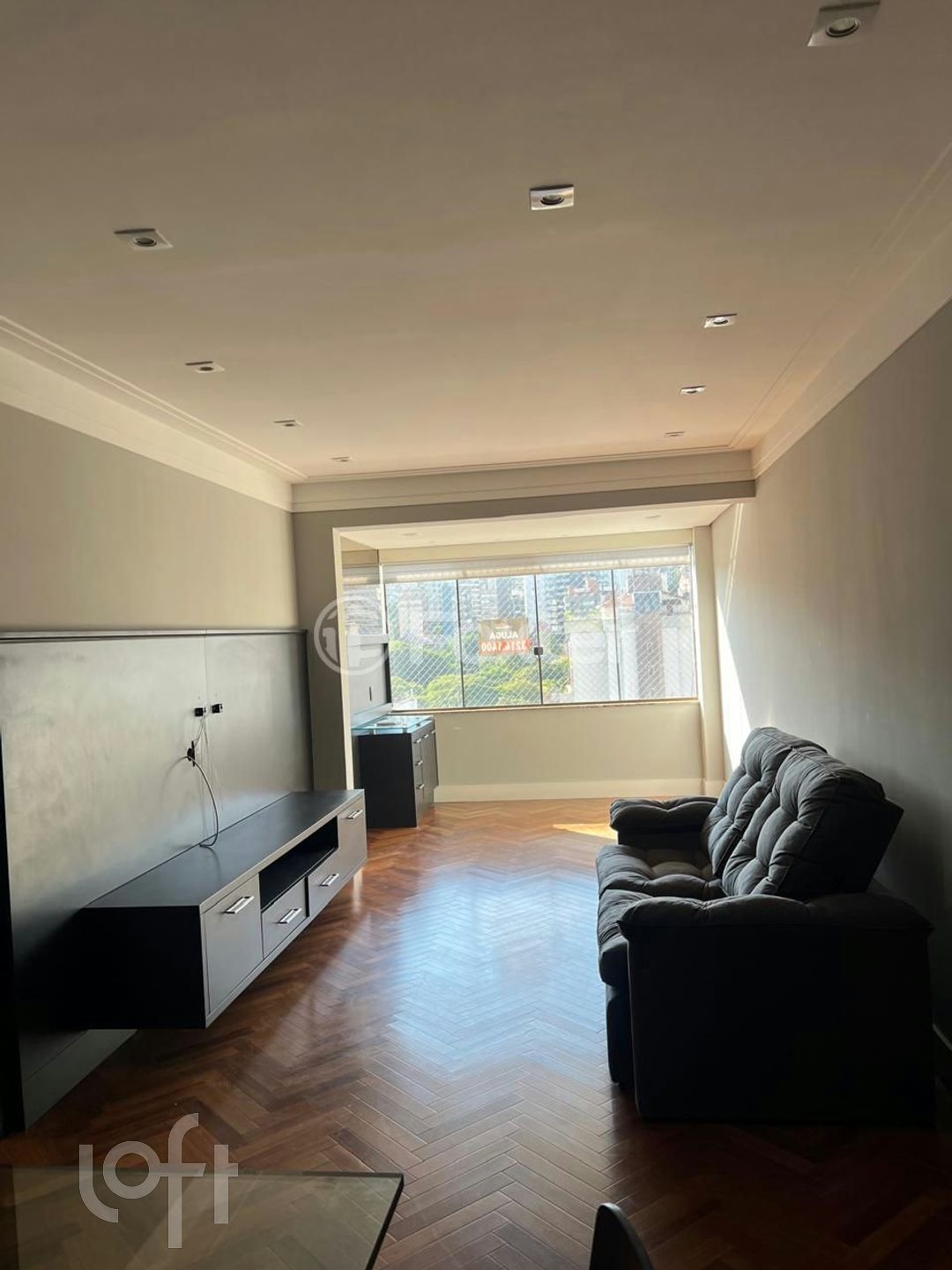 Apartamento com 81m², 2 dormitórios, 1 suíte, 2 vagas, Petrópolis em Porto Alegre