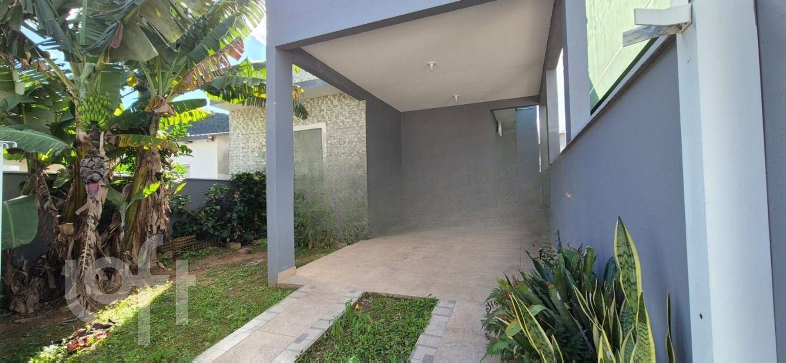 Casa à venda em São João do Rio Vermelho com 95 m², 2 quartos, 1 suíte, 1 vaga