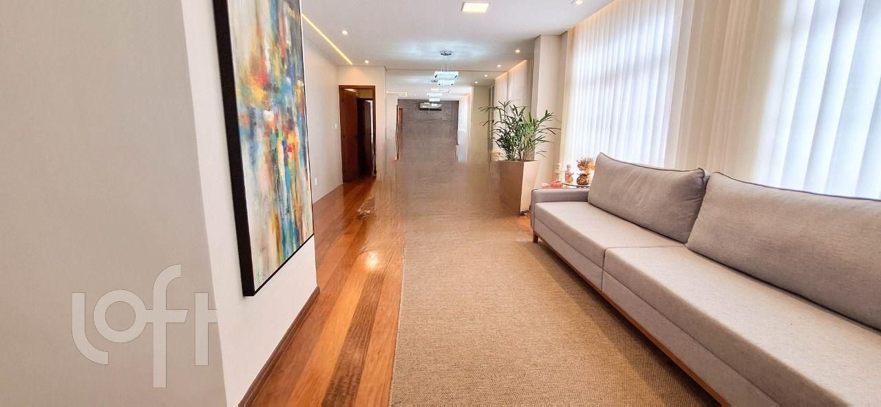 Apartamento à venda com 3 quartos, 120m² - Foto 1