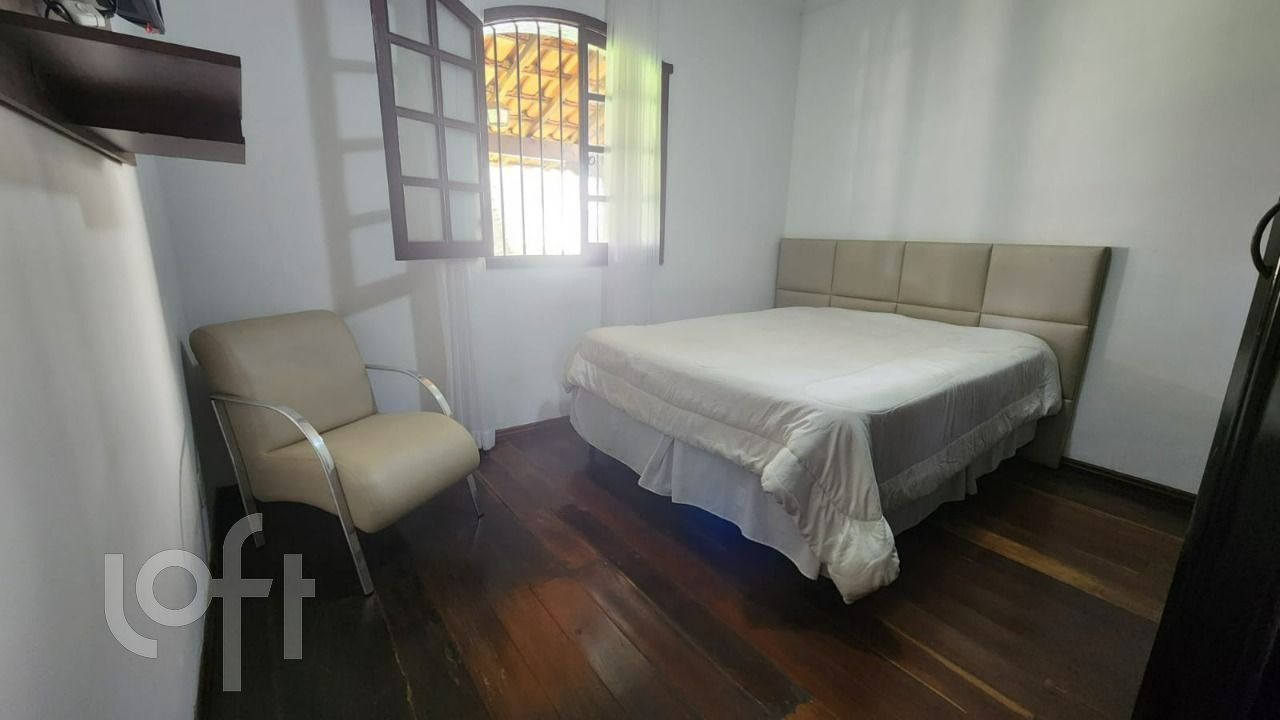 Casa à venda com 3 quartos, 199m² - Foto 9