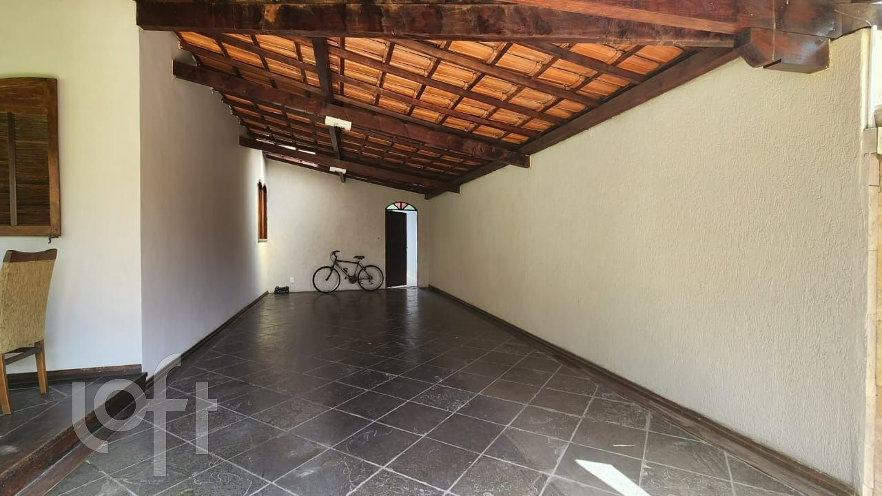 Casa à venda com 3 quartos, 199m² - Foto 17