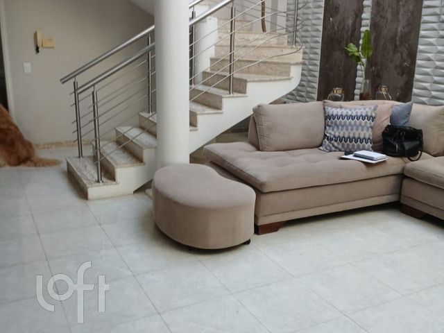 Casa com 500m², 4 dormitórios, 2 suítes, Chácara das Pedras em Porto Alegre