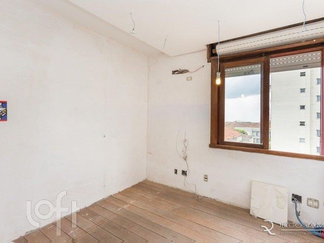 Apartamento com 158m², 3 dormitórios, 1 suíte, 2 vagas, Auxiliadora em Porto Alegre