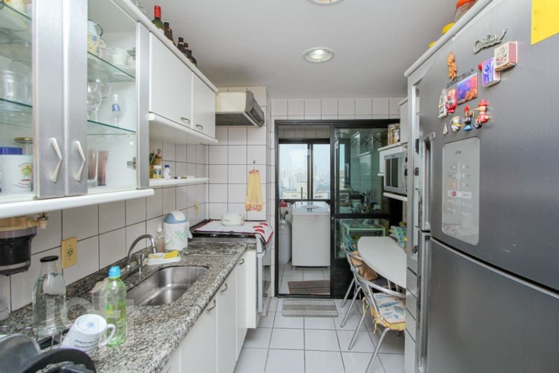 Apartamento à venda com 3 quartos, 105m² - Foto 17