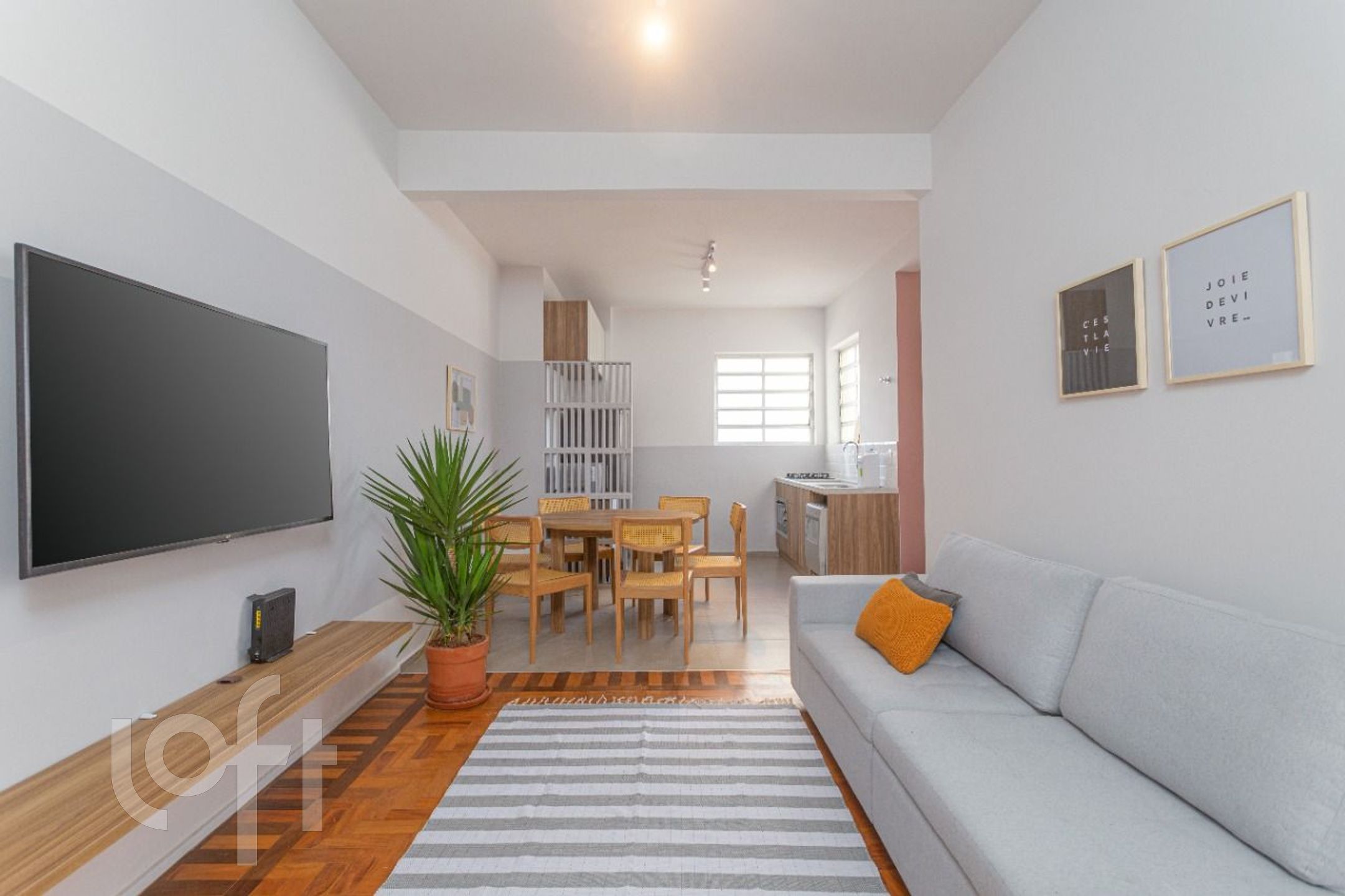 Apartamento à venda com 4 quartos, 145m² - Foto 1