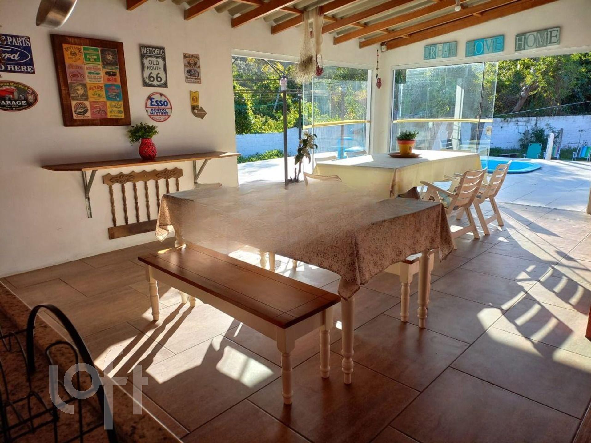 Casa Residencial com 500m², no bairro Cachoeira do bom Jesus Leste em Florianópolis