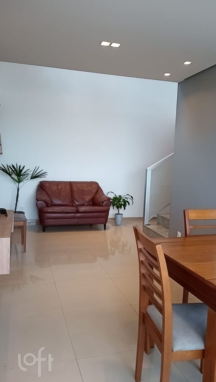 Apartamento à venda com 2 quartos, 141m² - Foto 4