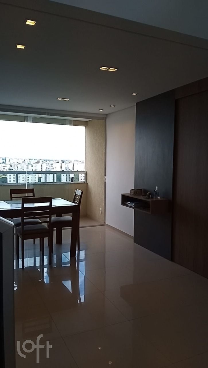 Apartamento à venda com 2 quartos, 141m² - Foto 3