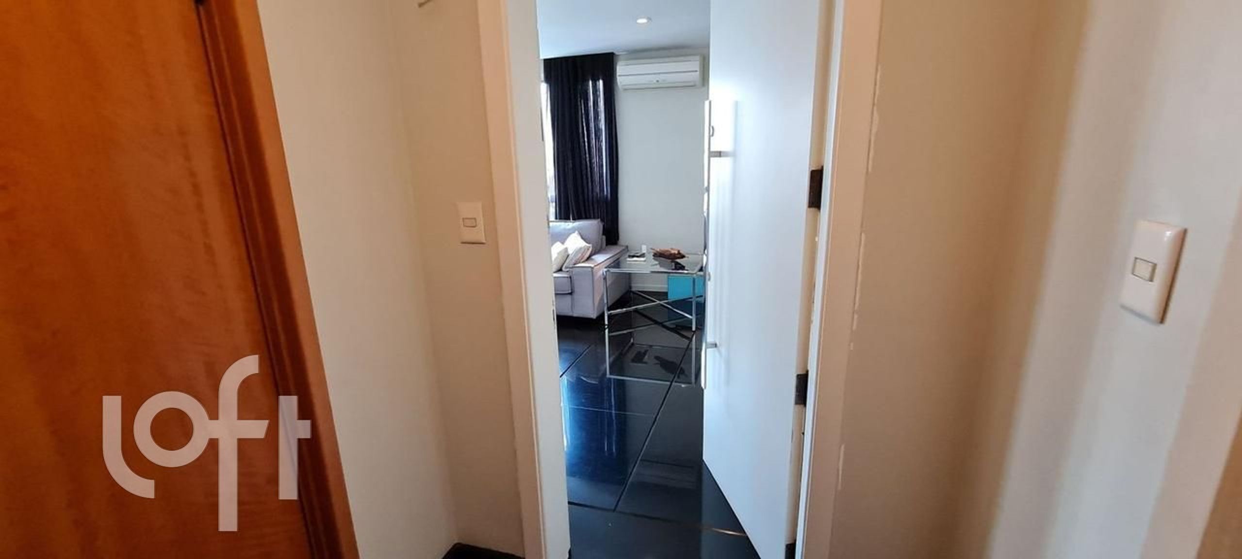 Apartamento à venda com 1 quarto, 147m² - Foto 10