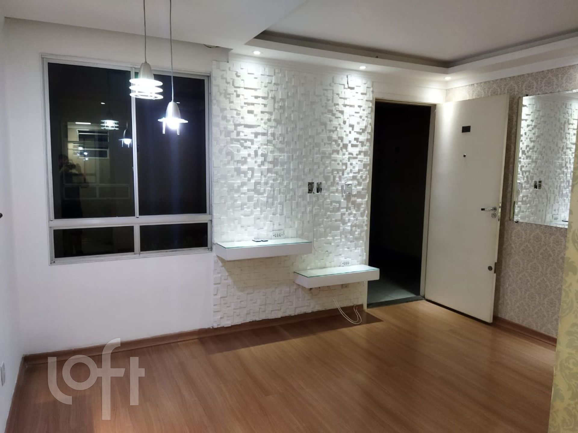 Apartamento à venda com 2 quartos, 47m² - Foto 1