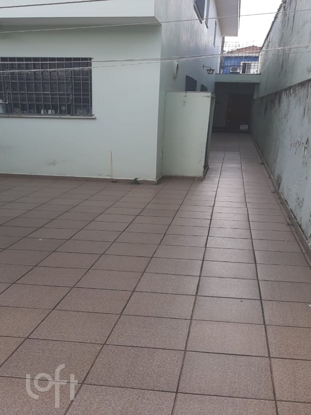 Casa à venda com 3 quartos, 200m² - Foto 1