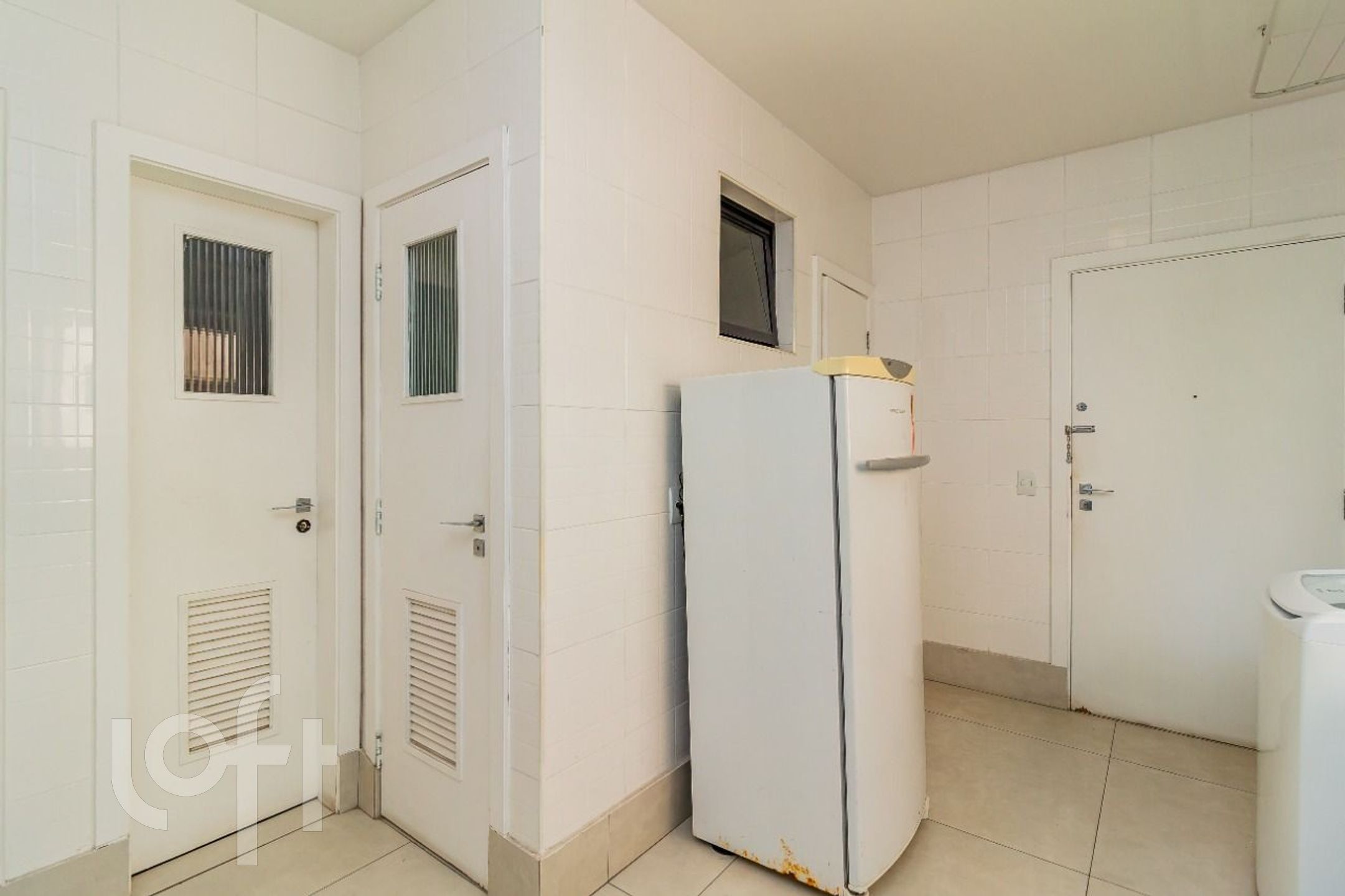 Apartamento à venda com 4 quartos, 220m² - Foto 22