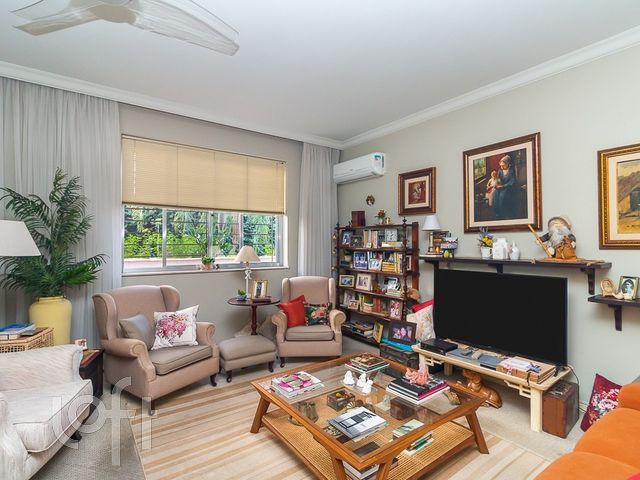 Apartamento com 112m², 2 dormitórios, 1 vaga, Rio Branco em Porto Alegre