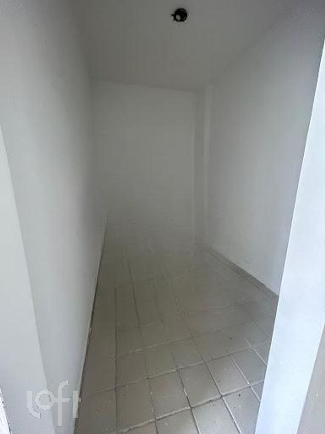 Apartamento à venda com 4 quartos, 190m² - Foto 4