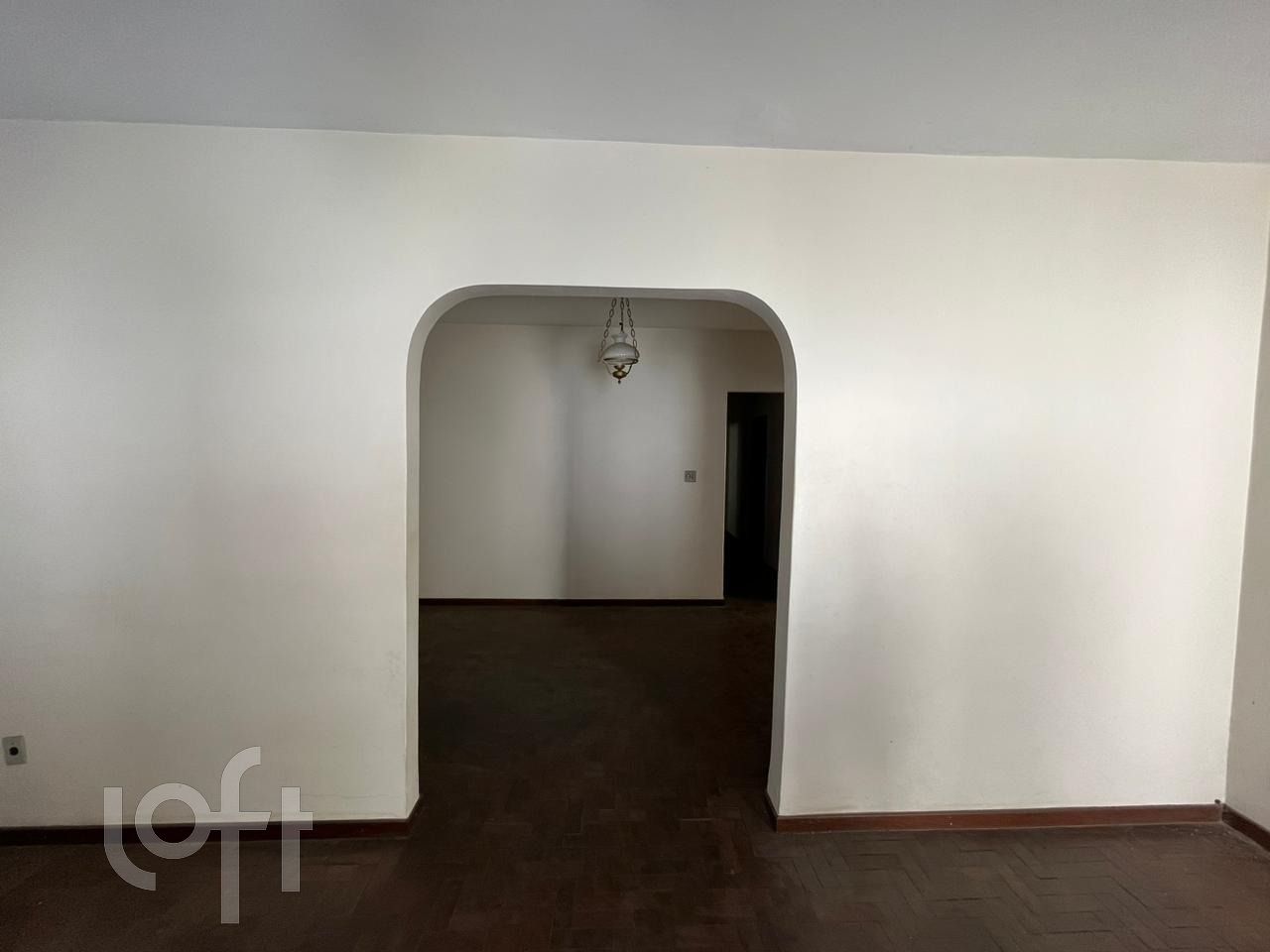 Casa à venda com 3 quartos, 286m² - Foto 2