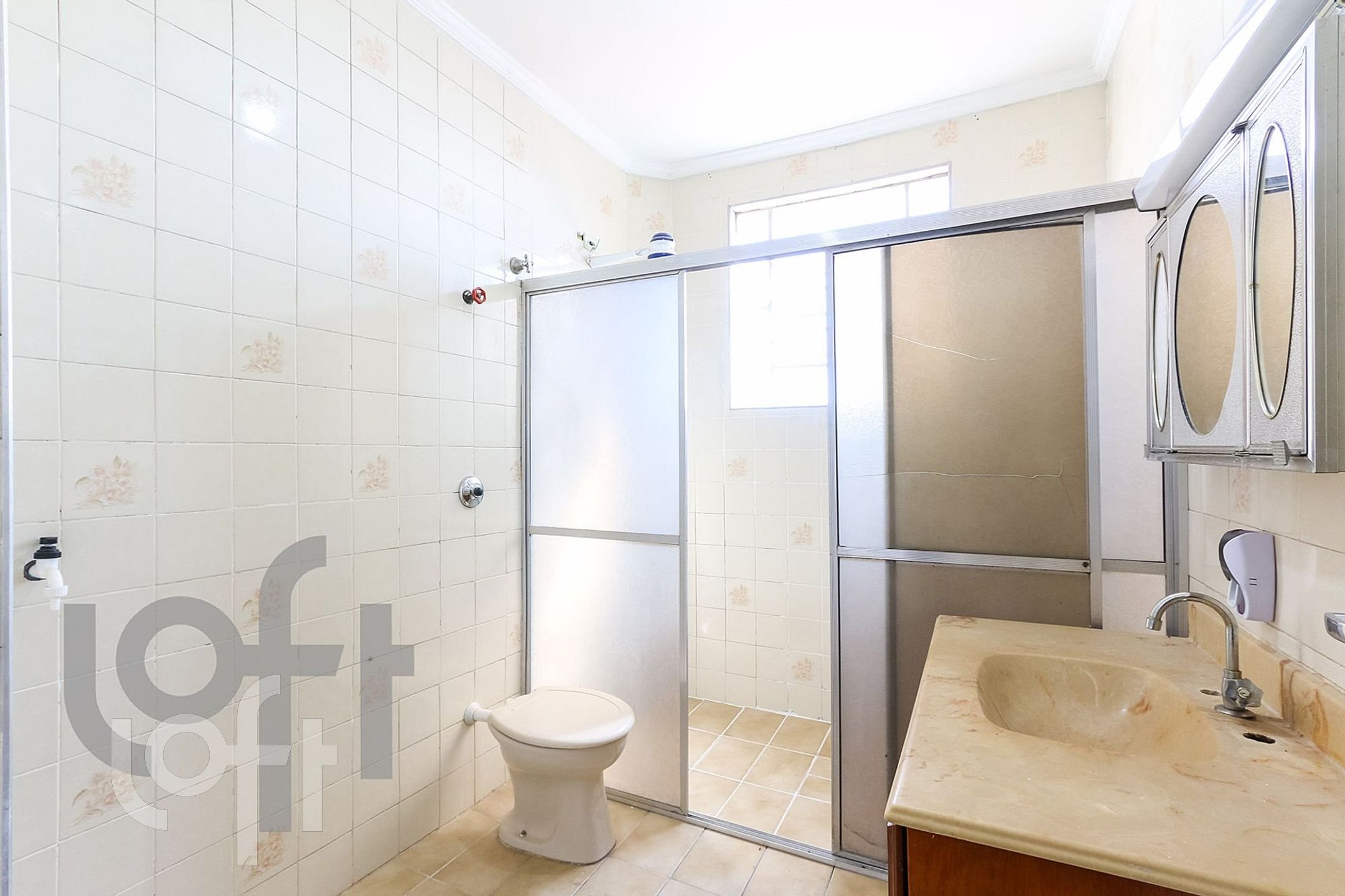 Apartamento à venda com 2 quartos, 78m² - Foto 2