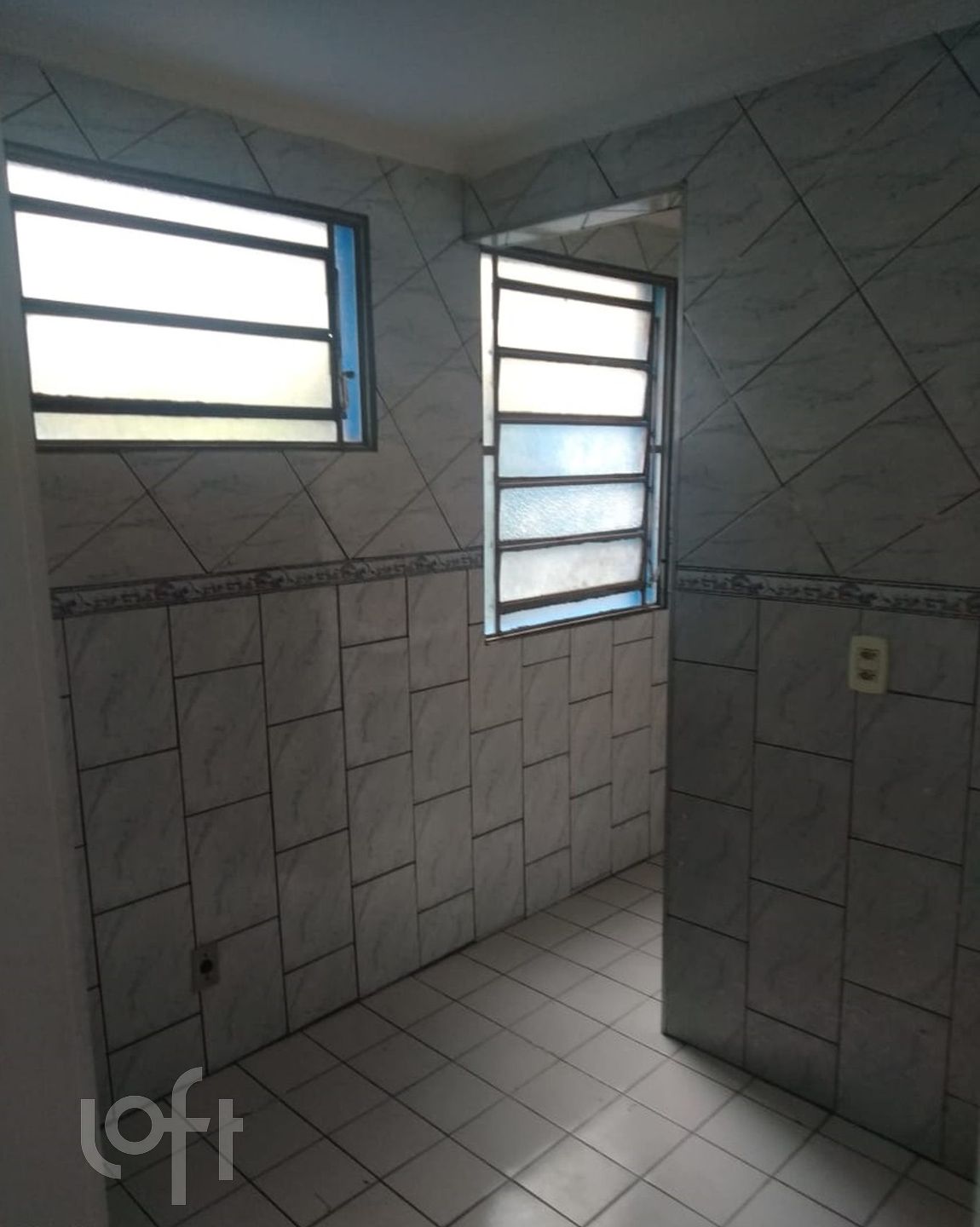 Apartamento à venda com 2 quartos, 42m² - Foto 6