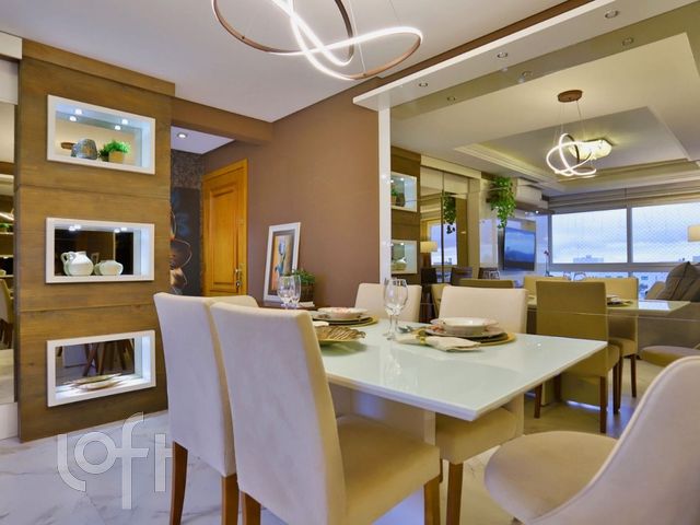 Apartamento com 83m², 2 dormitórios, 1 suíte, 2 vagas, Higienópolis em Porto Alegre