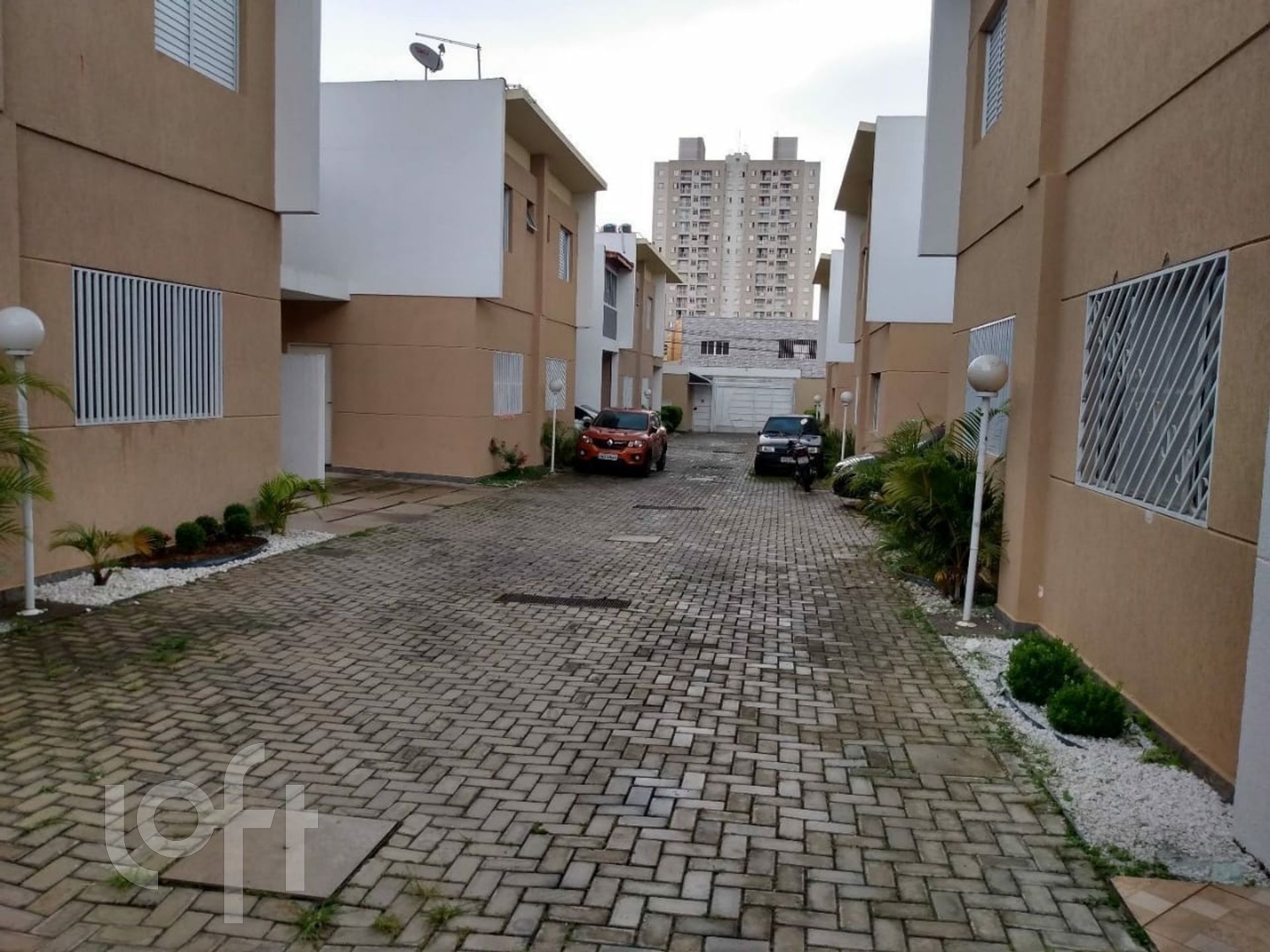 Casa à venda com 3 quartos, 85m² - Foto 4