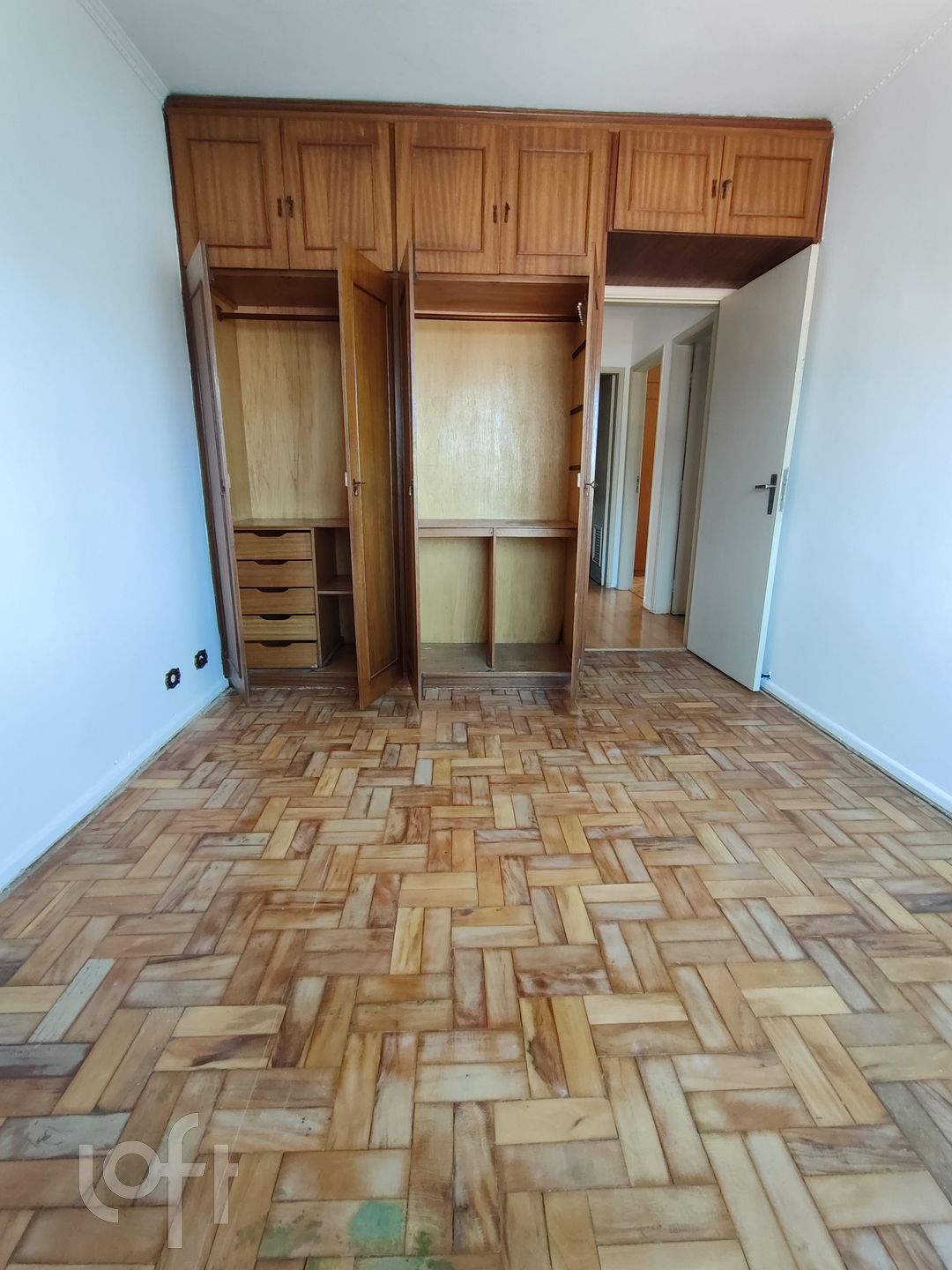 Apartamento à venda com 3 quartos, 115m² - Foto 18