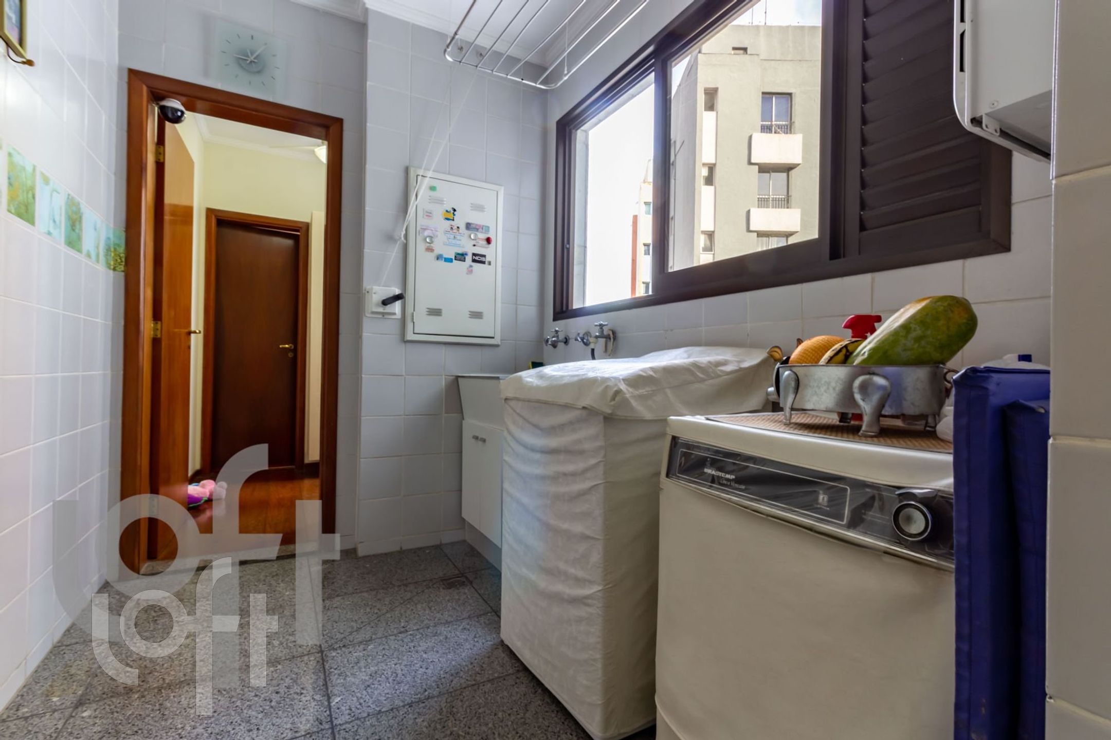 Apartamento à venda com 3 quartos, 150m² - Foto 17