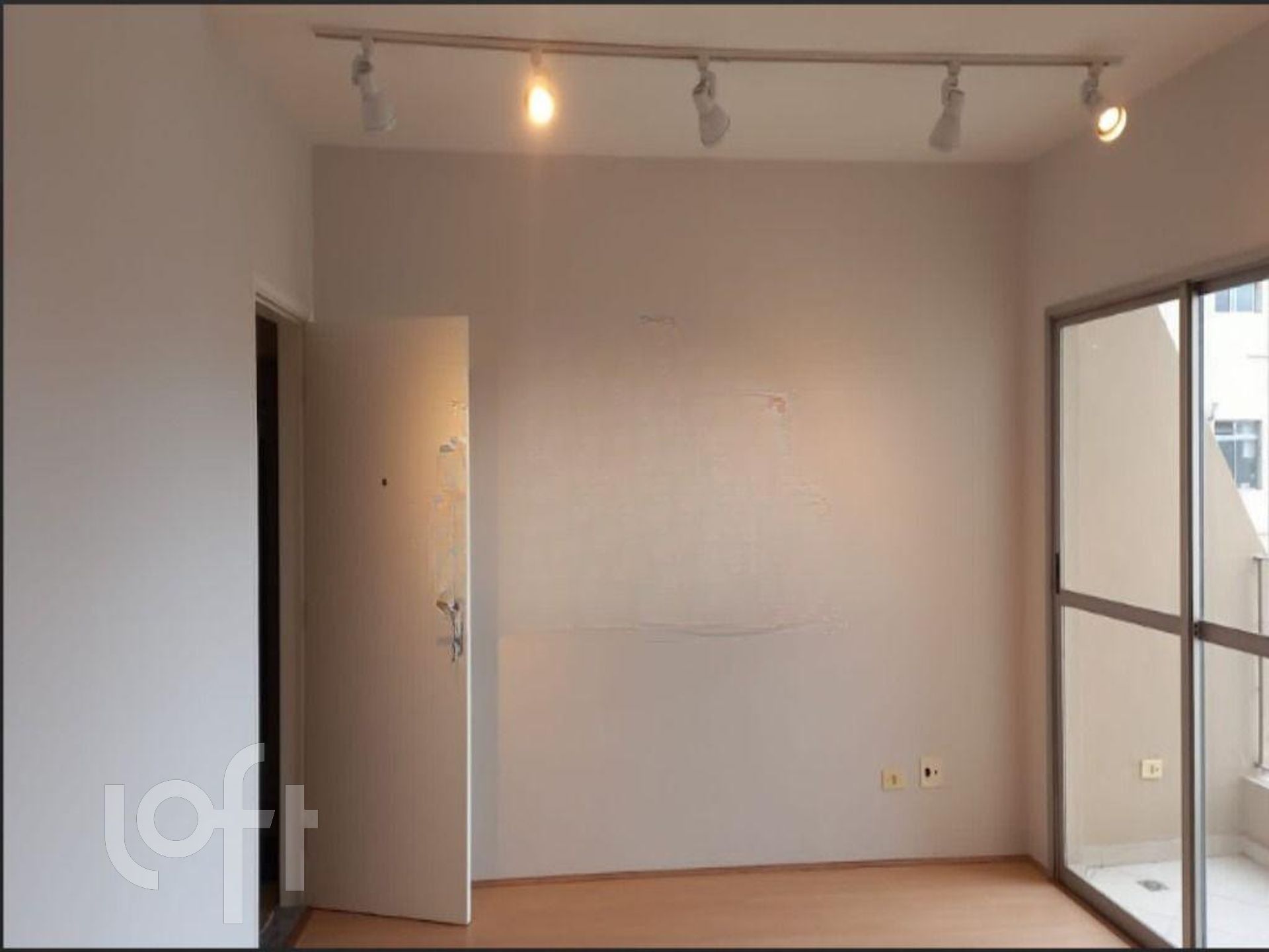 Apartamento à venda com 2 quartos, 58m² - Foto 2