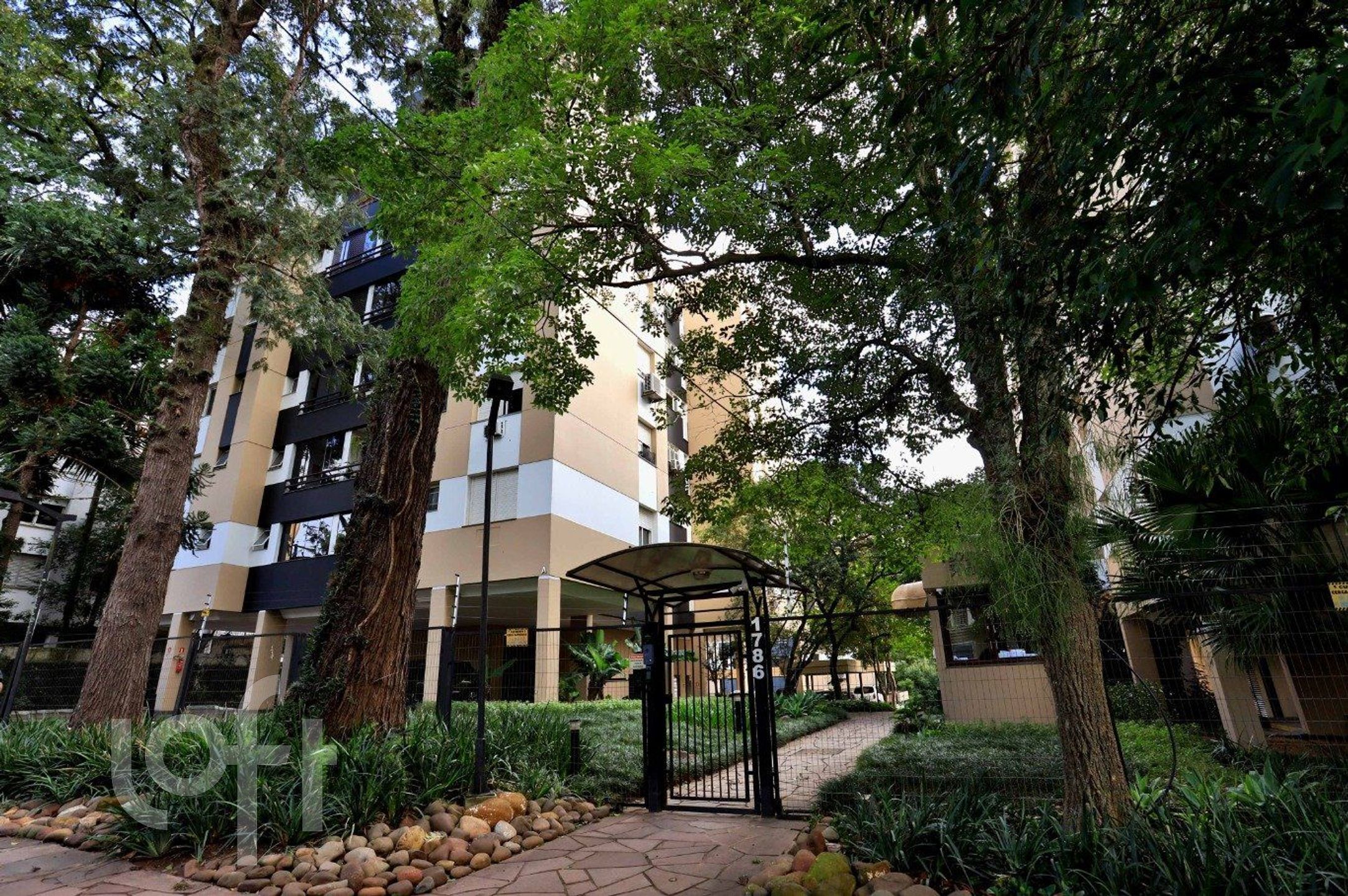 Apartamento com 73m², 3 dormitórios, 1 suíte, 1 vaga, Boa Vista em Porto Alegre