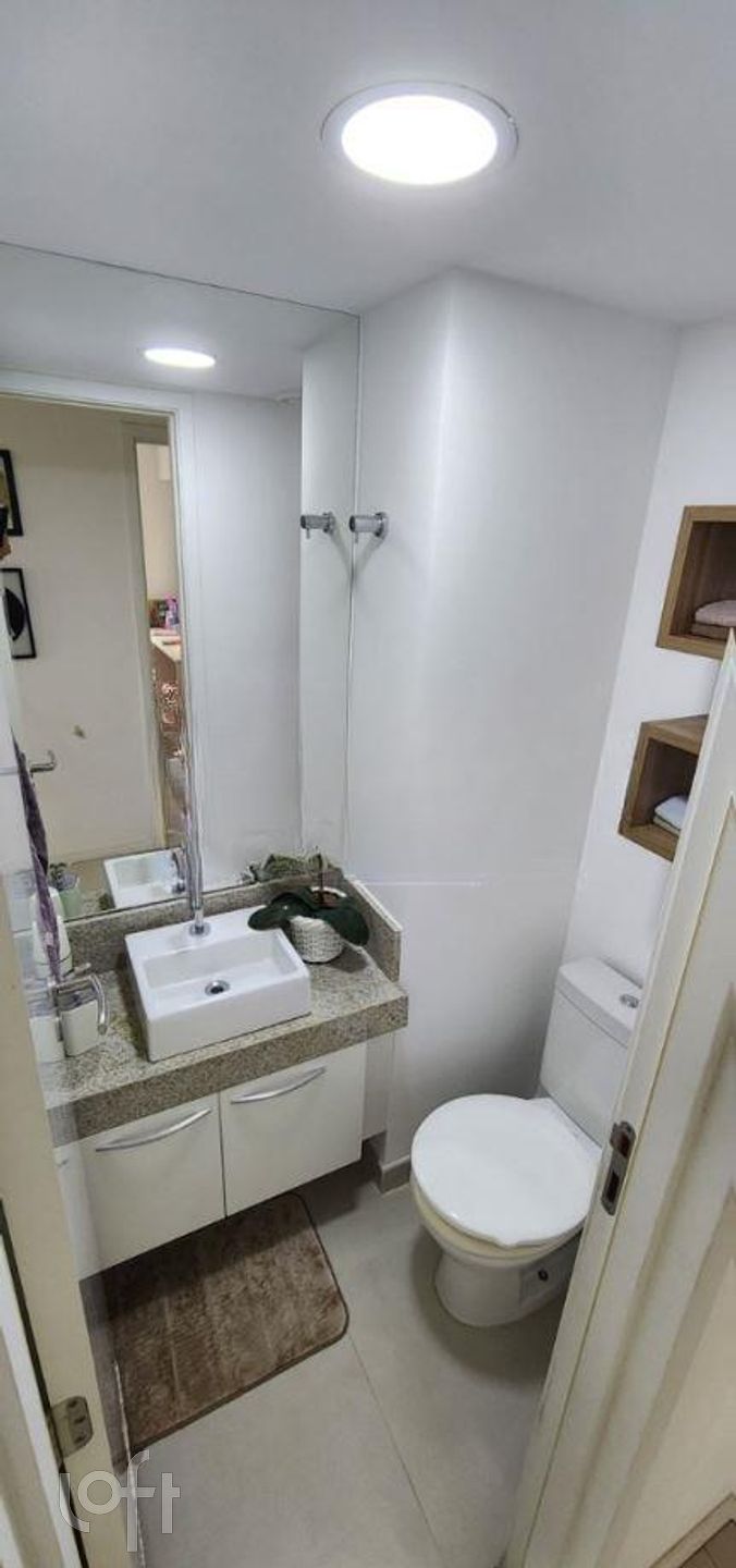 Apartamento à venda com 3 quartos, 100m² - Foto 2