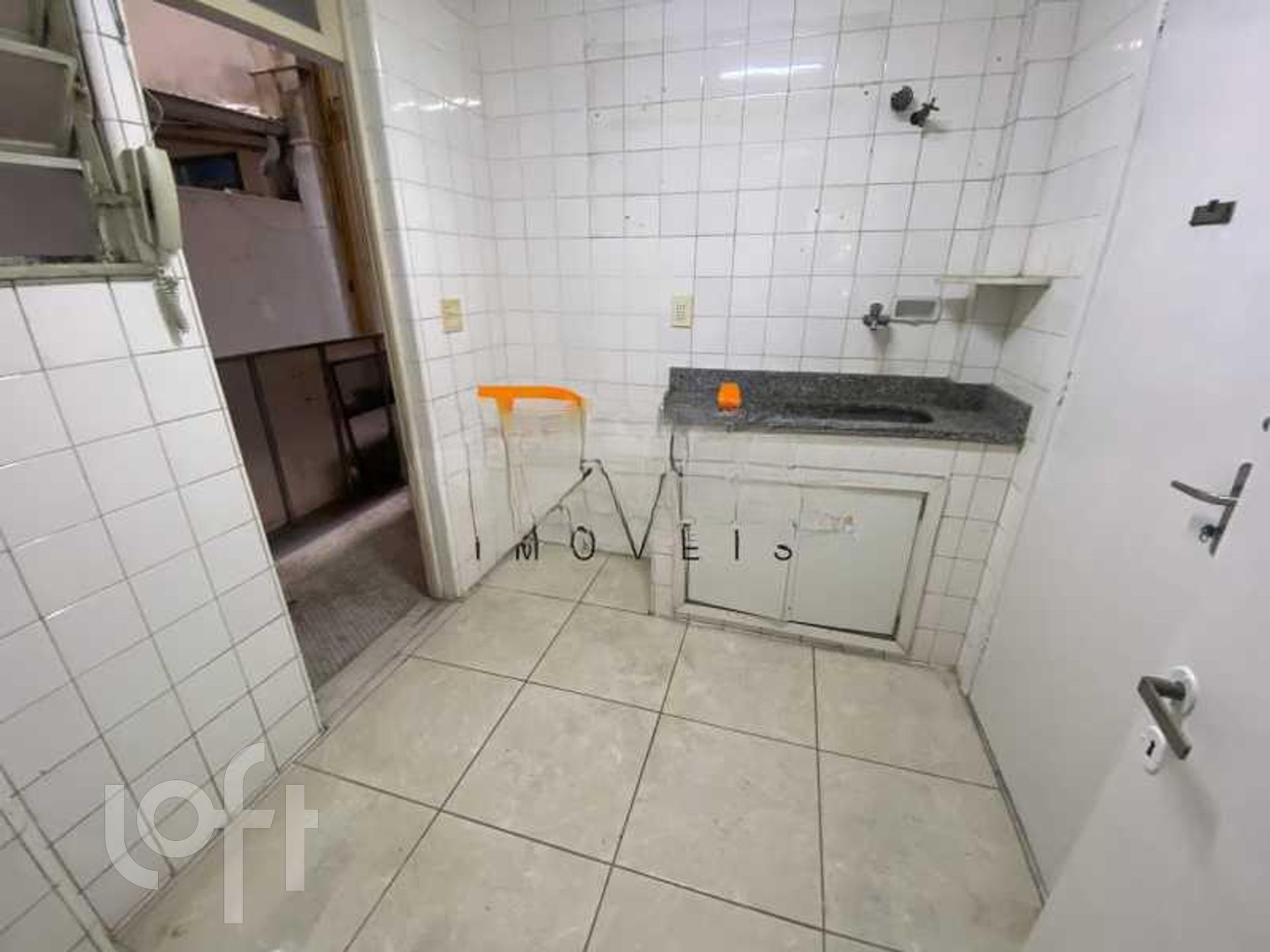 Apartamento à venda com 2 quartos, 70m² - Foto 23